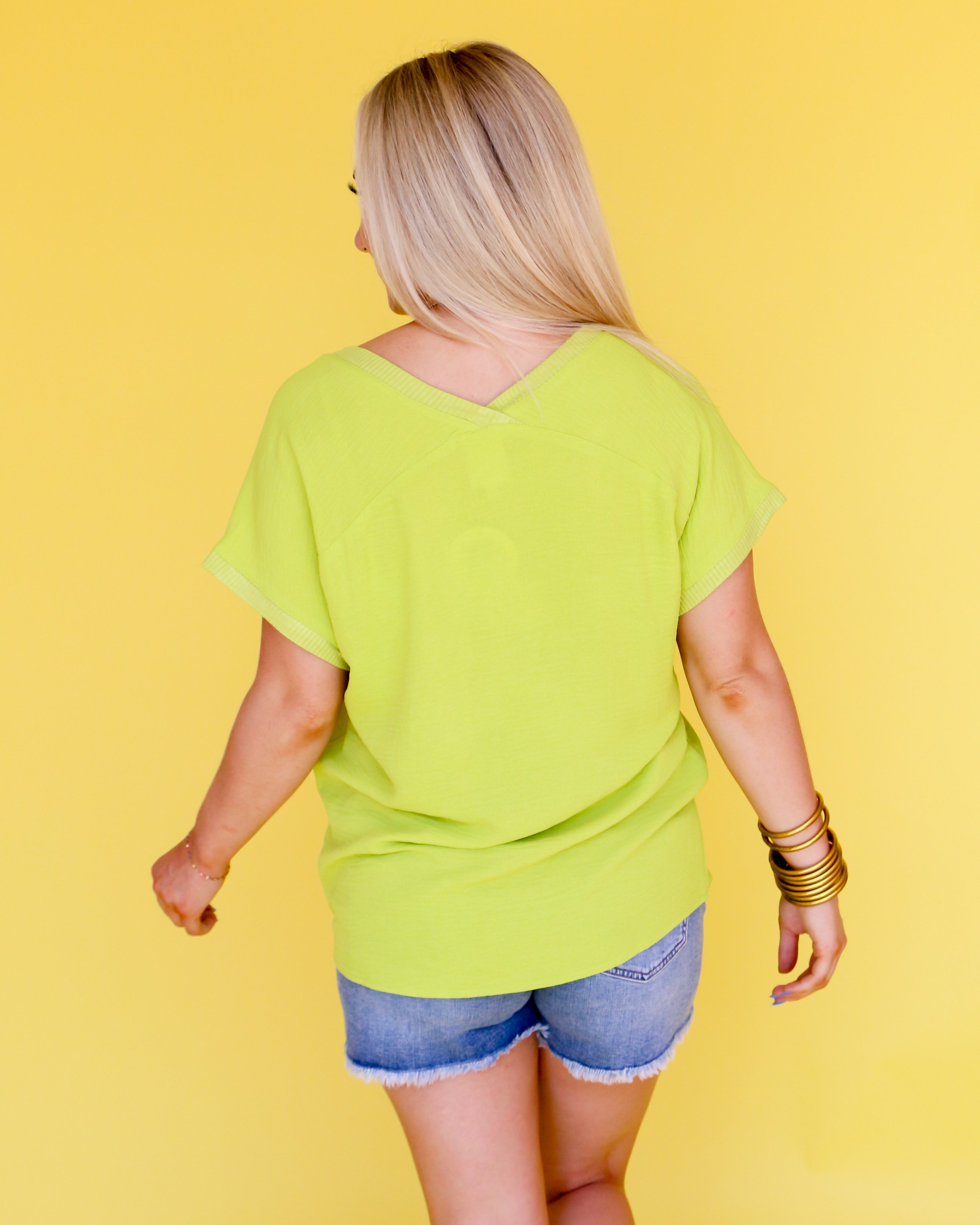 V-Neck Rib Trim Tee in Lime | Ivy Jane