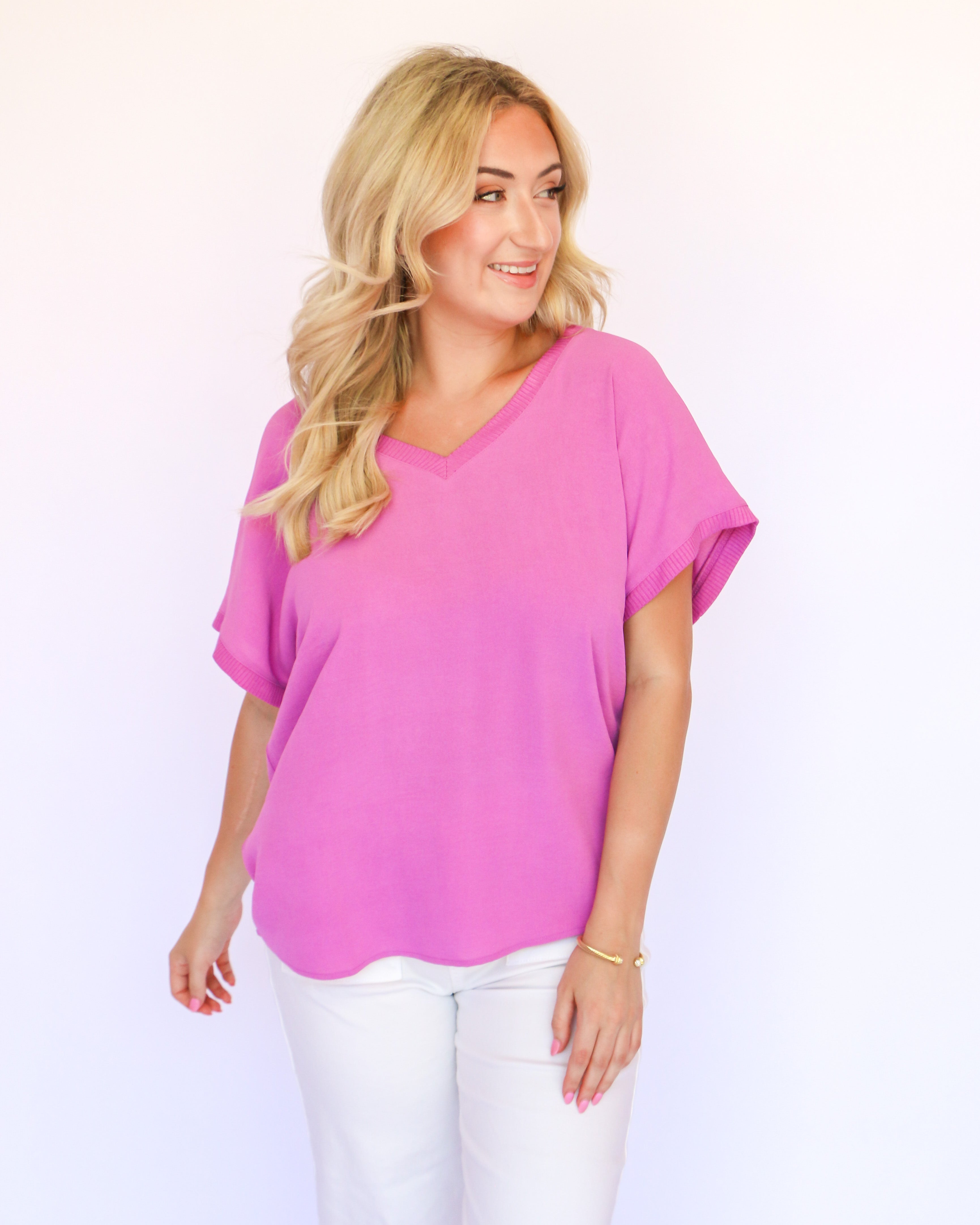 V-Neck Rib Trim Tee in Lavender | Ivy Jane