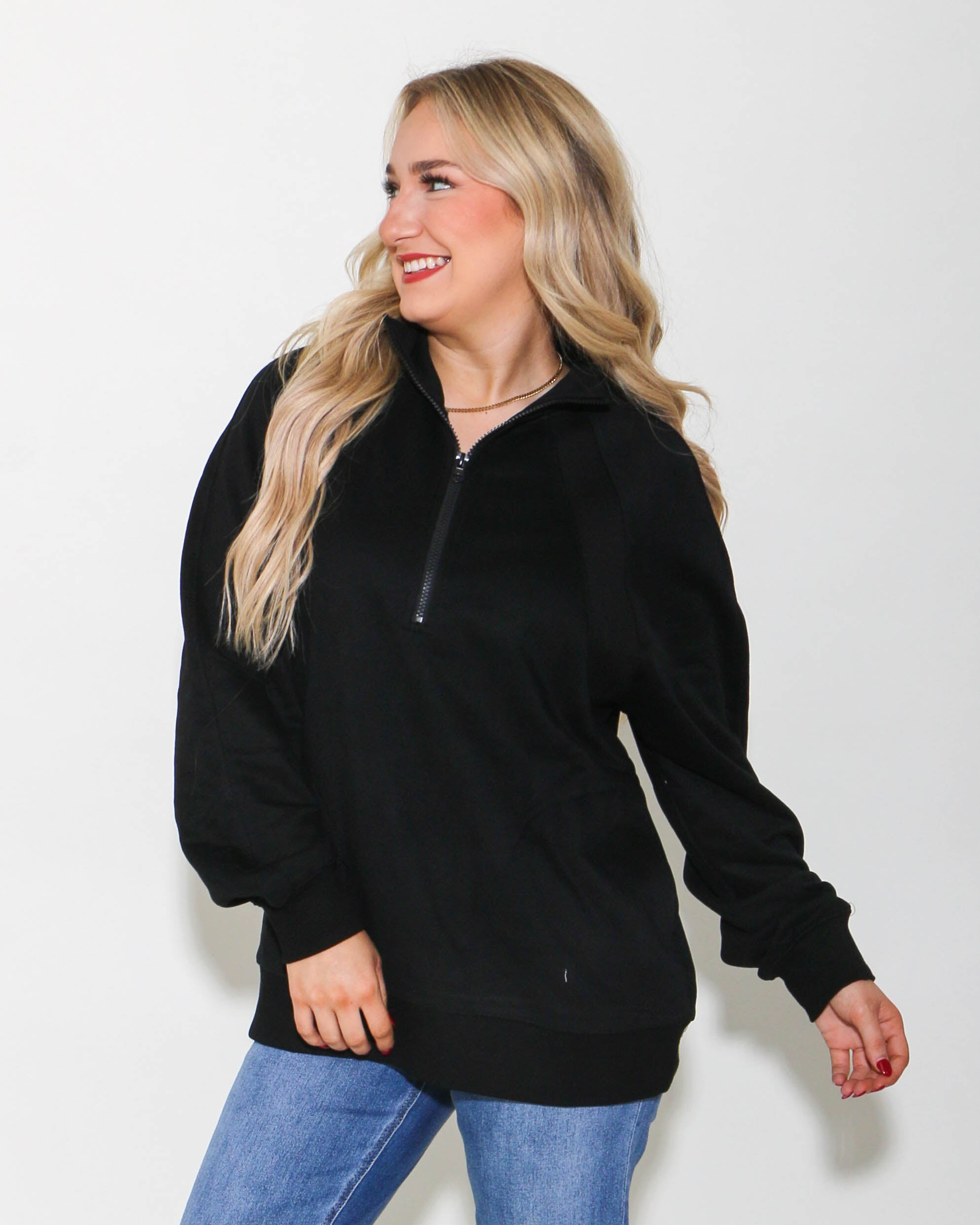 Oversized Sweatshirt Henley Knit Top in Black