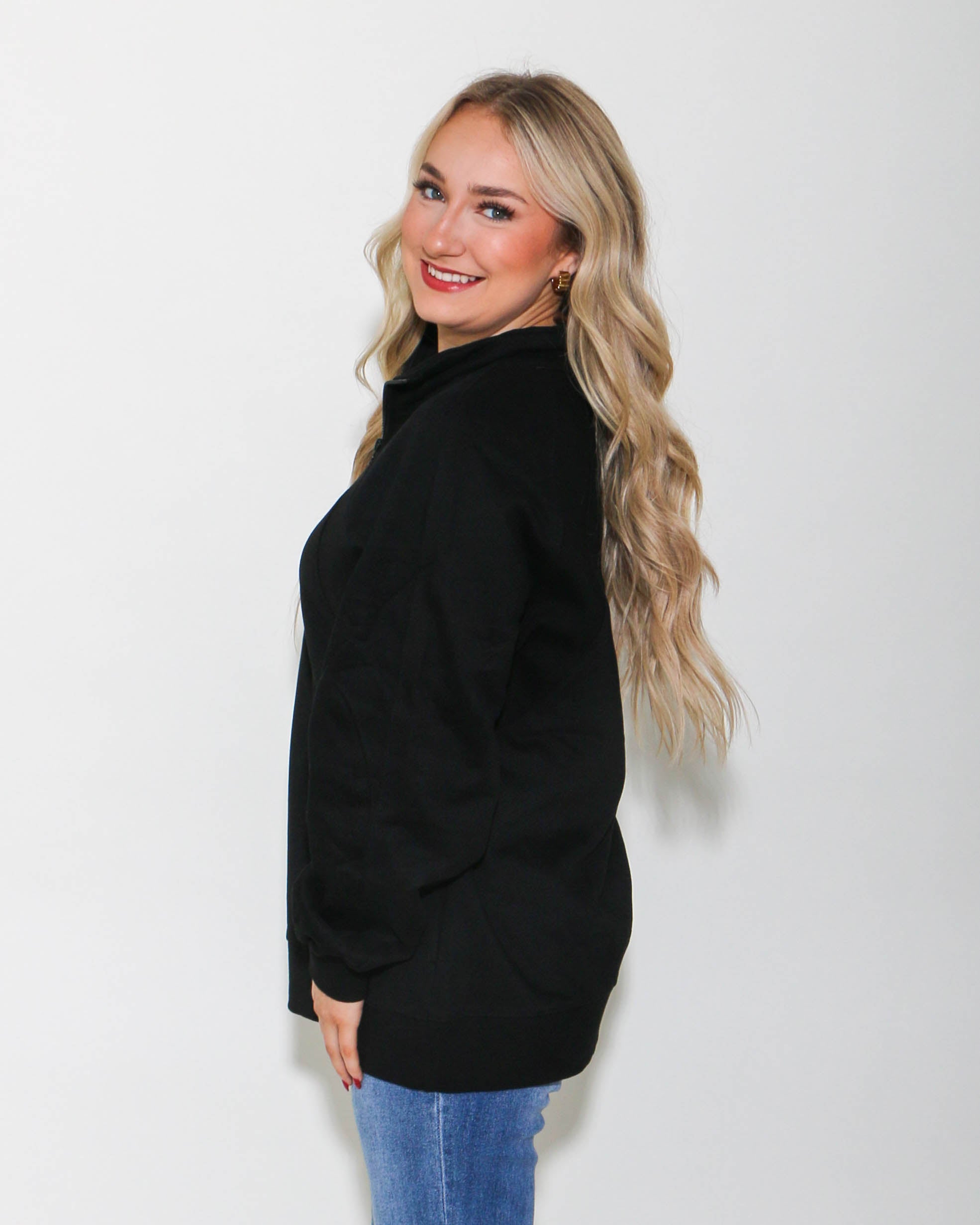 Oversized Sweatshirt Henley Knit Top in Black