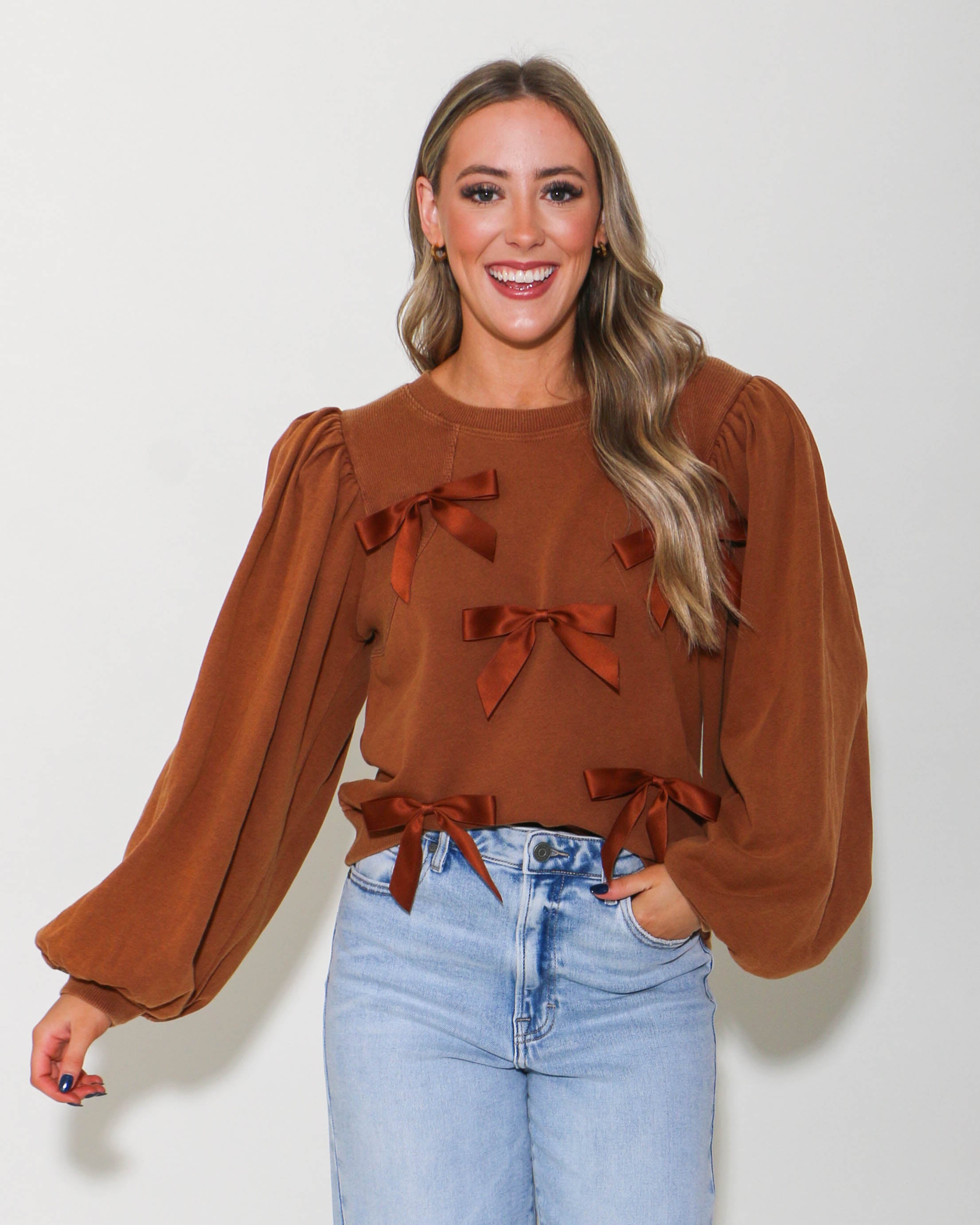 Bow Ties Patch Sweatshirt Top in Toffee