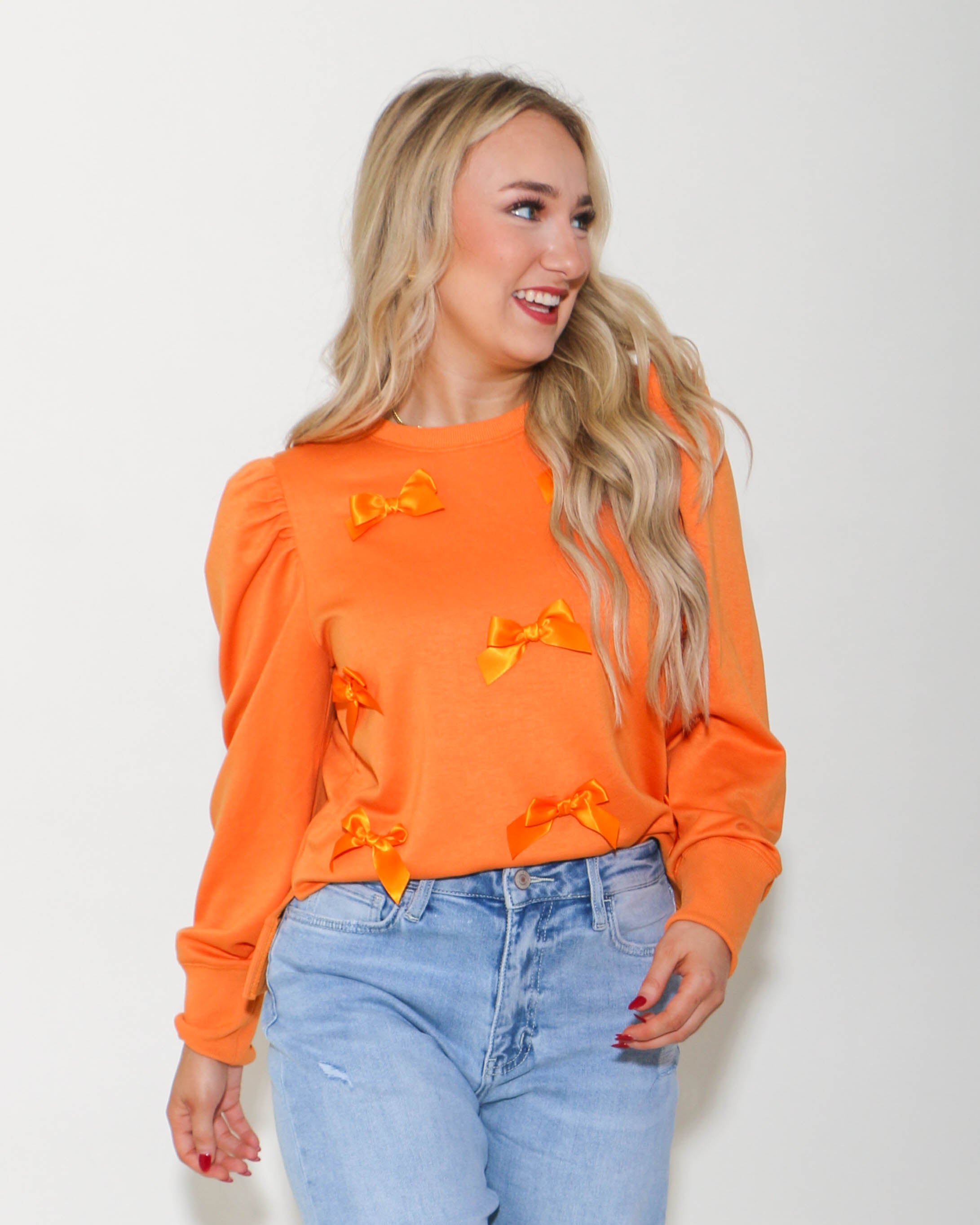 Solid Bow Ties Patch Sweatshirt Top in Orange