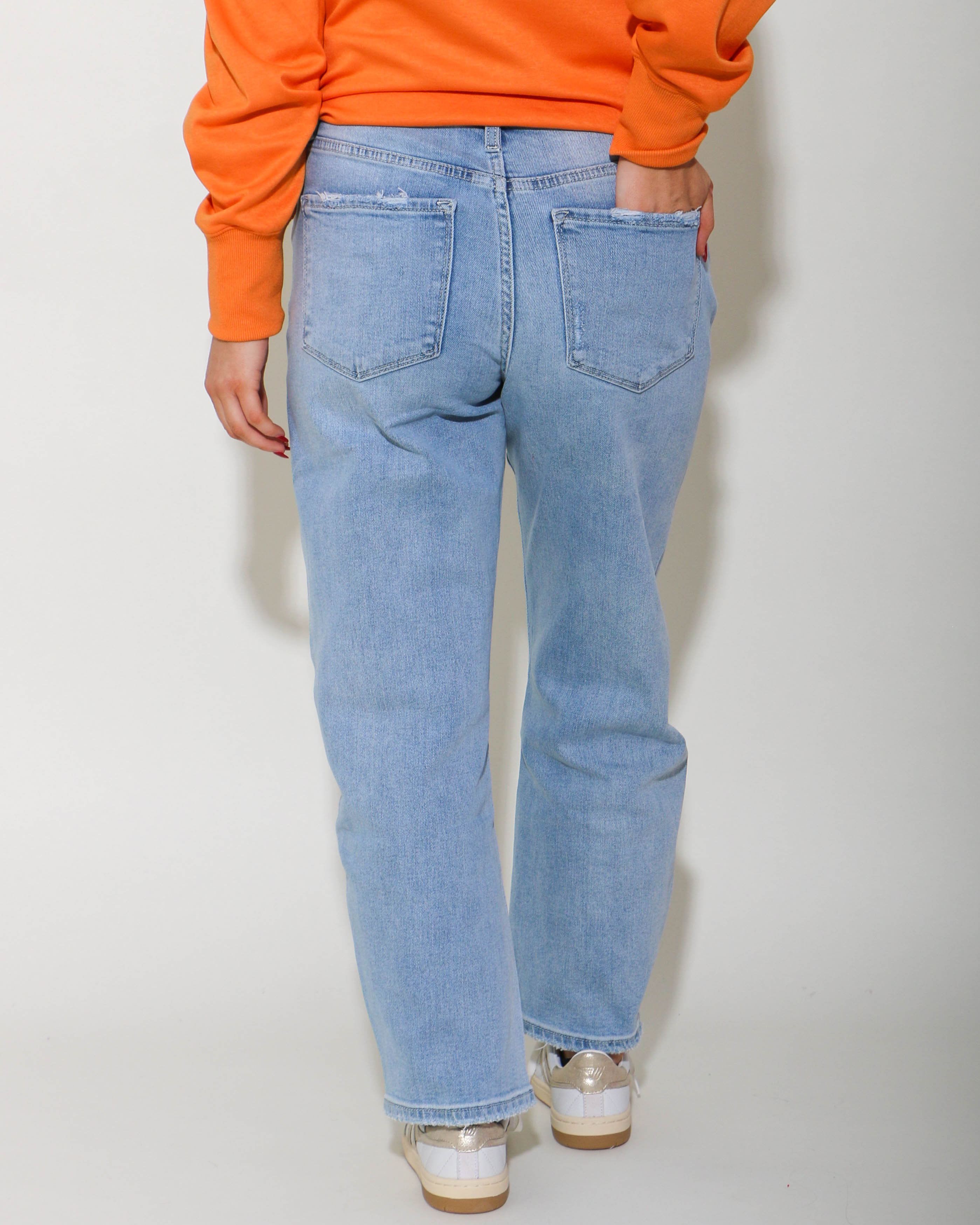 Super High Rise Barrel Jeans