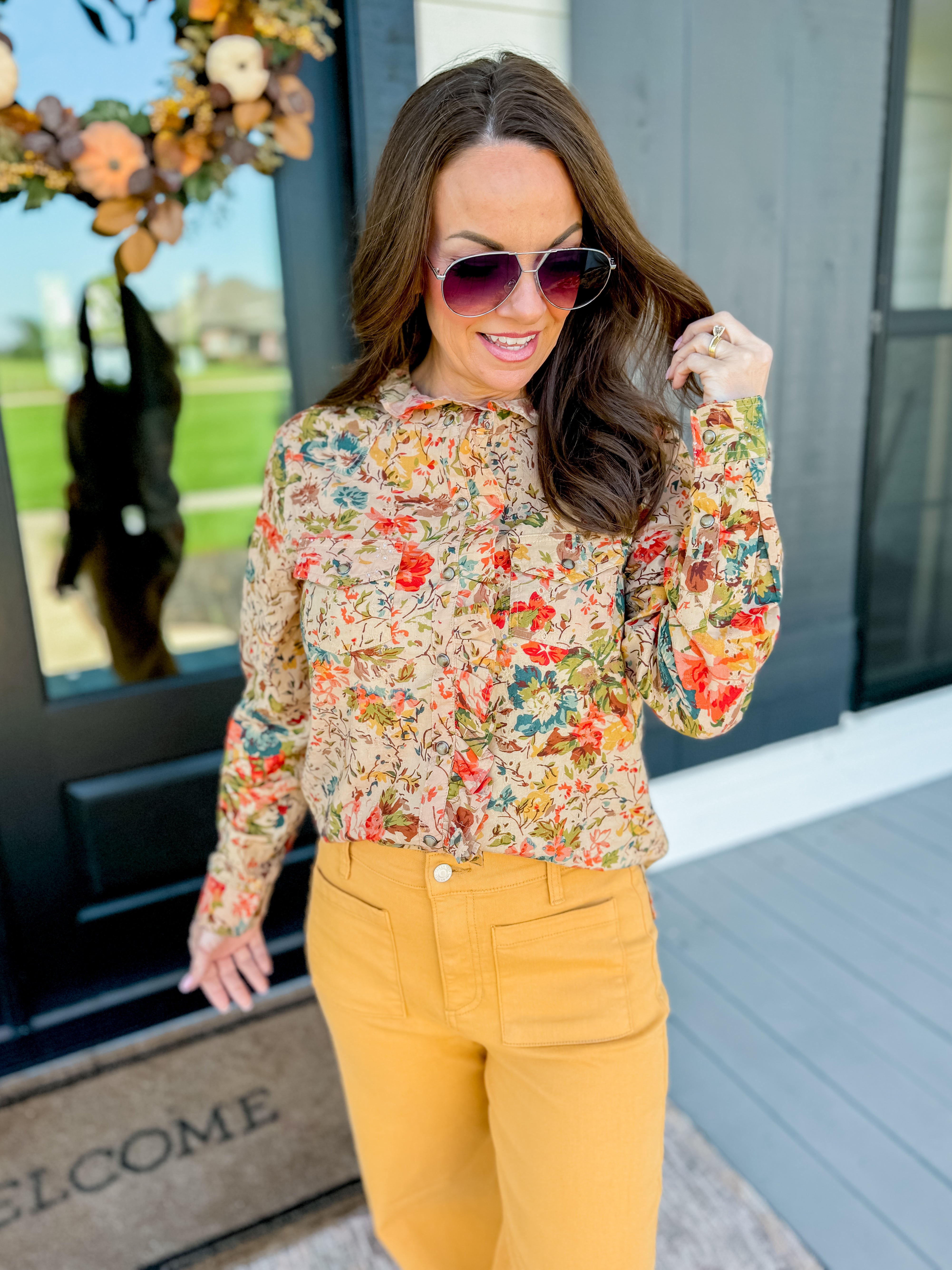 Eyelet Floral Snap Shirt in Tan