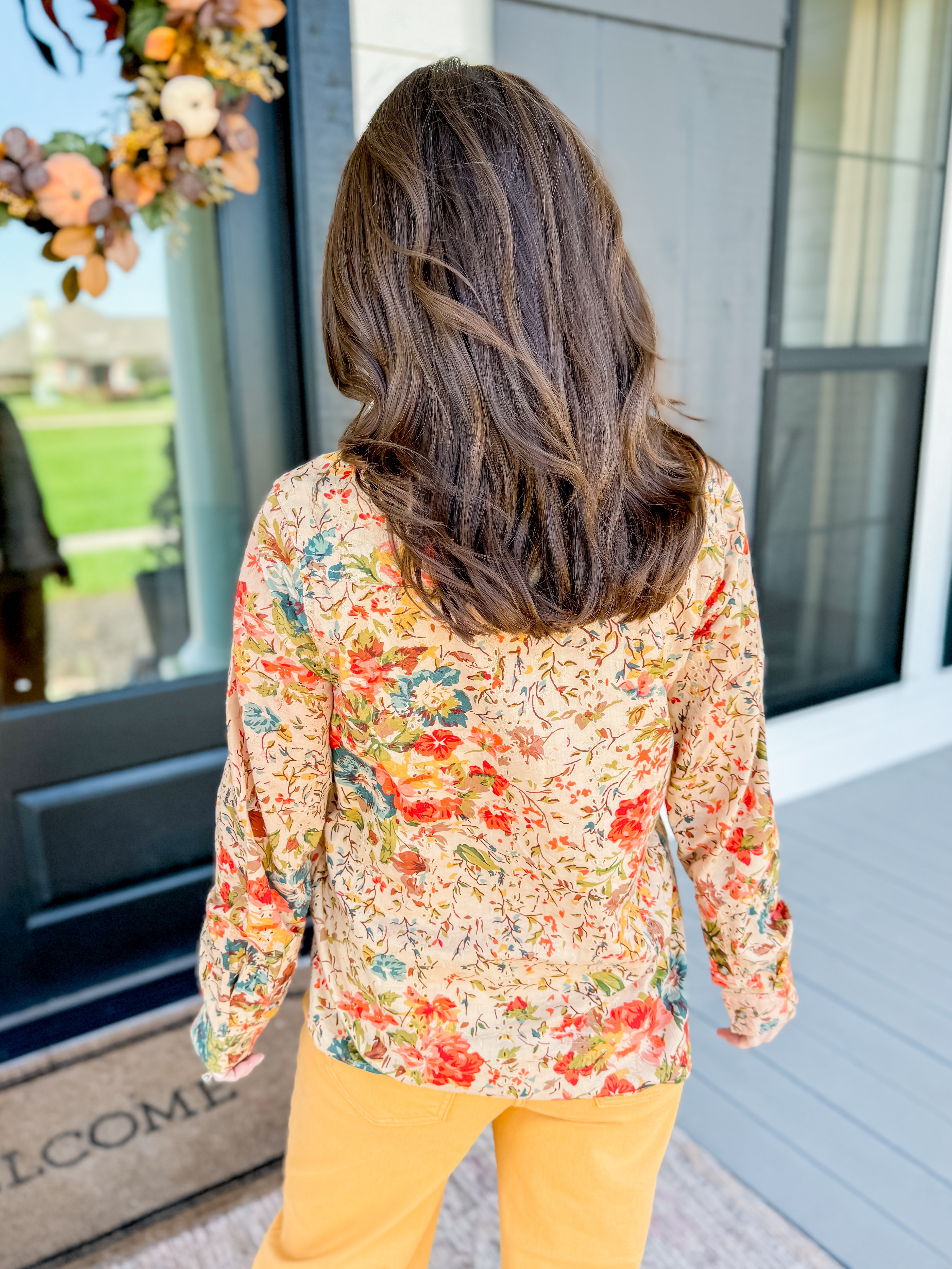 Eyelet Floral Snap Shirt in Tan