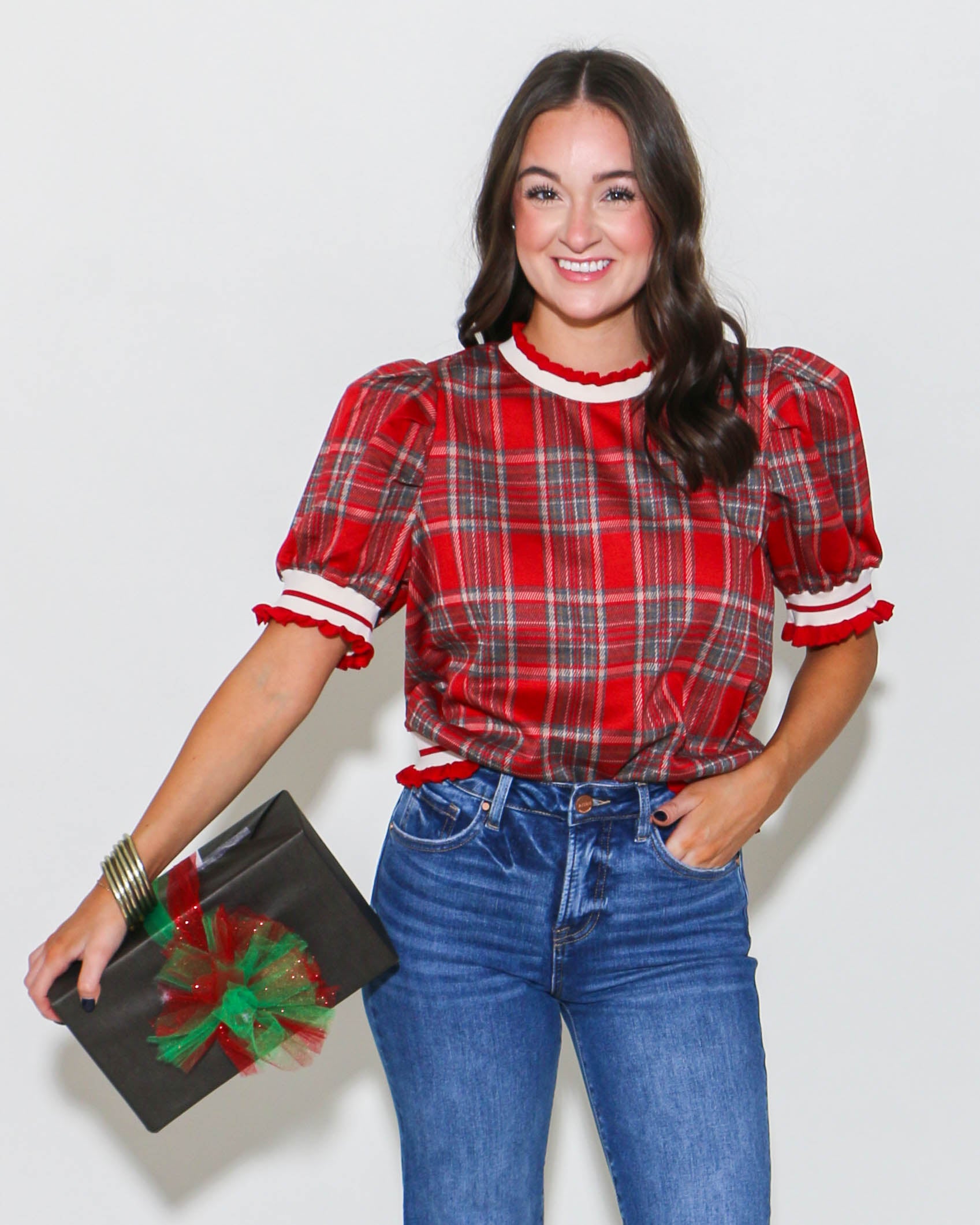 Plaid Short Puff Sleeve Crewneck Top in Red