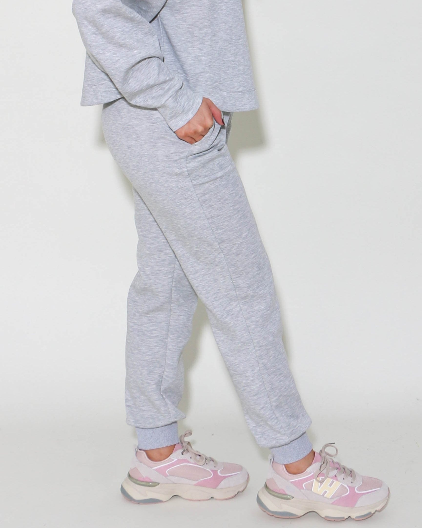 LUXE JOGGER PANTS IN GREY