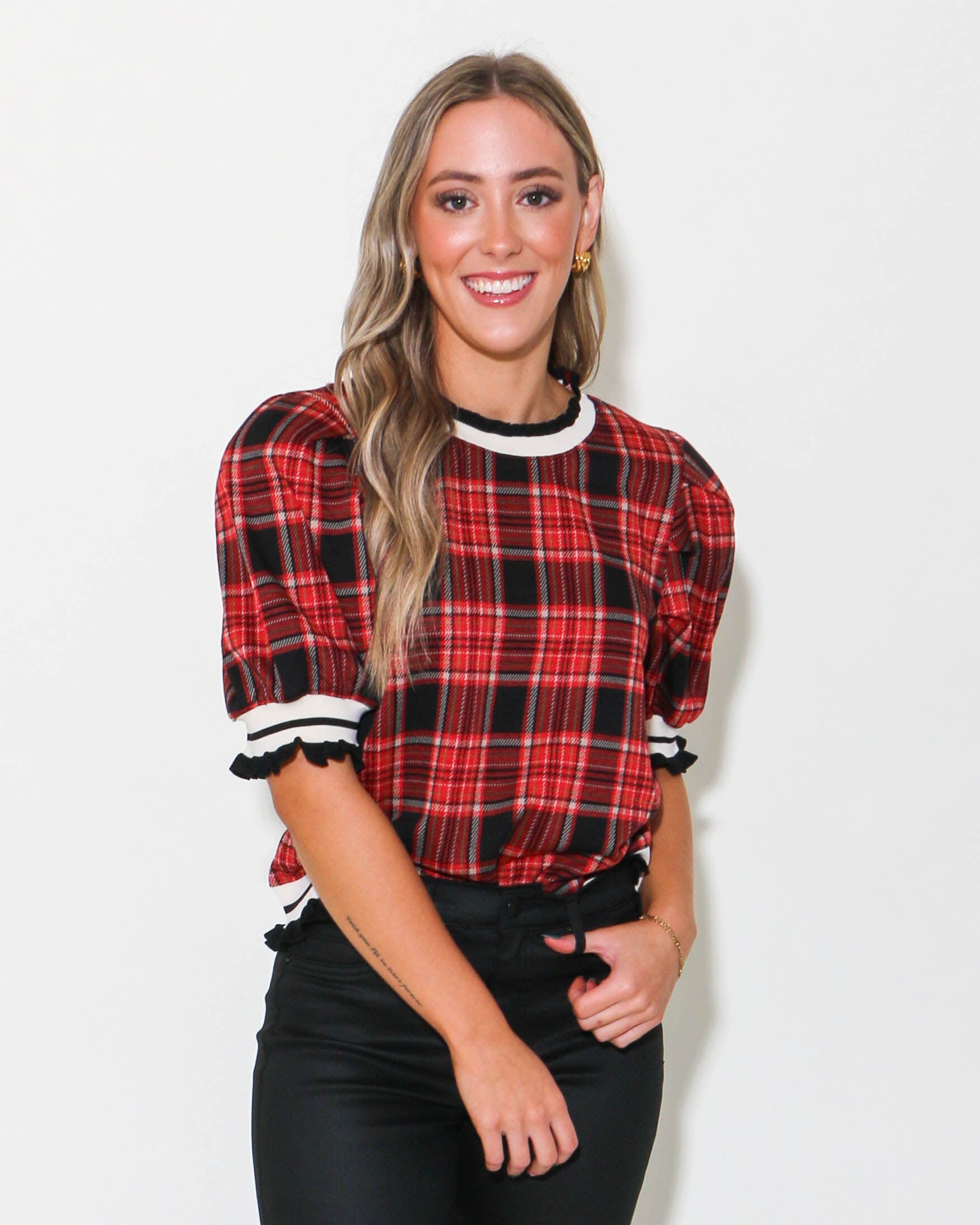 Plaid Short Puff Sleeve Crewneck Top in Black