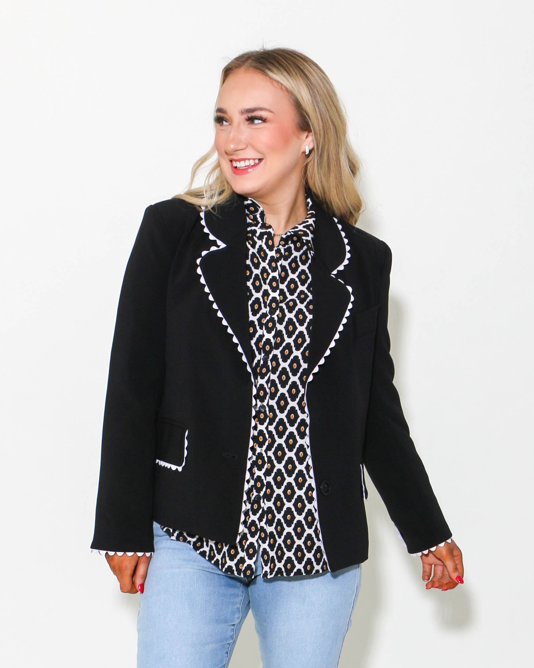 Rickrack Edge Blazer