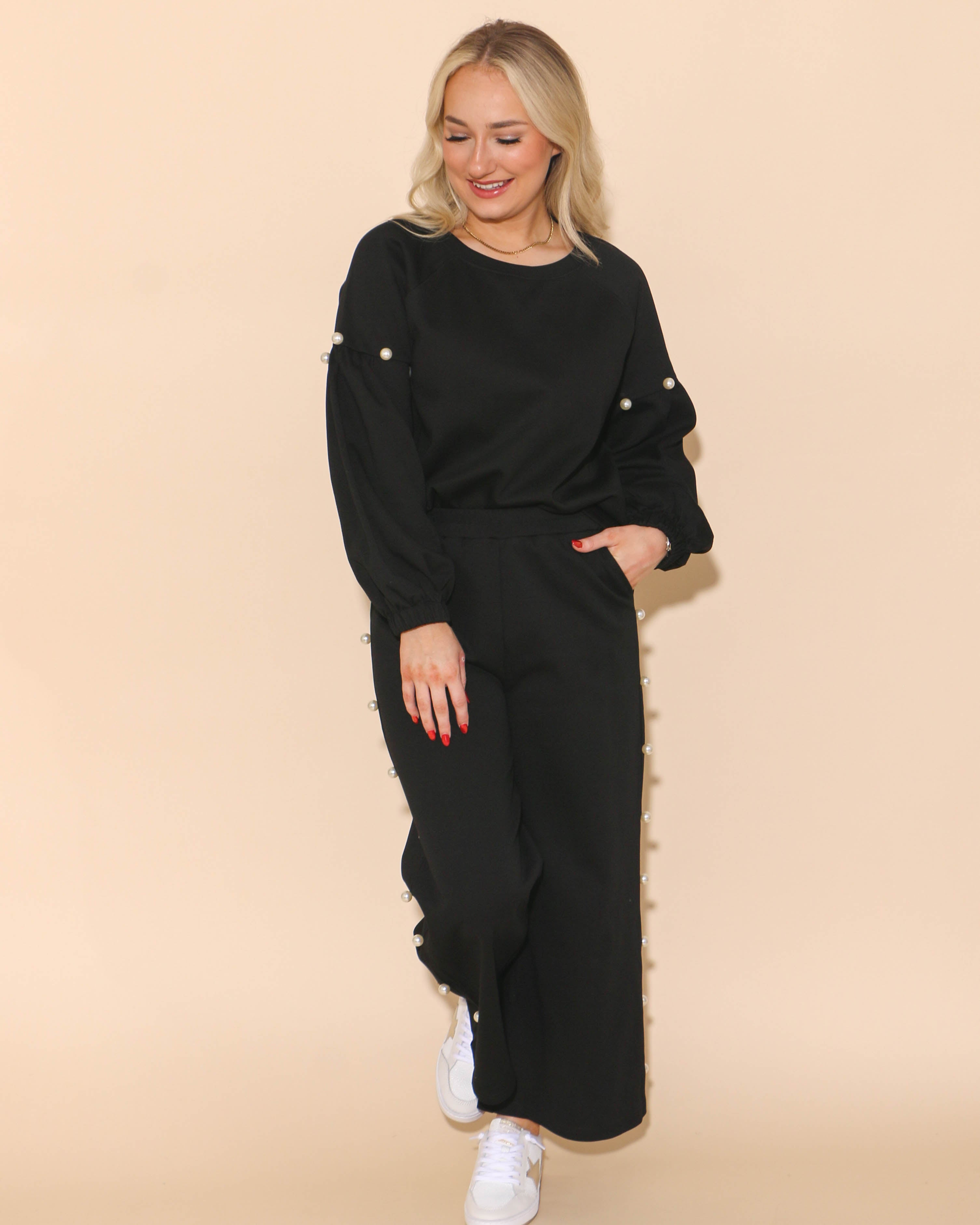 Pearl Elegance Long Sleeve Set in Black