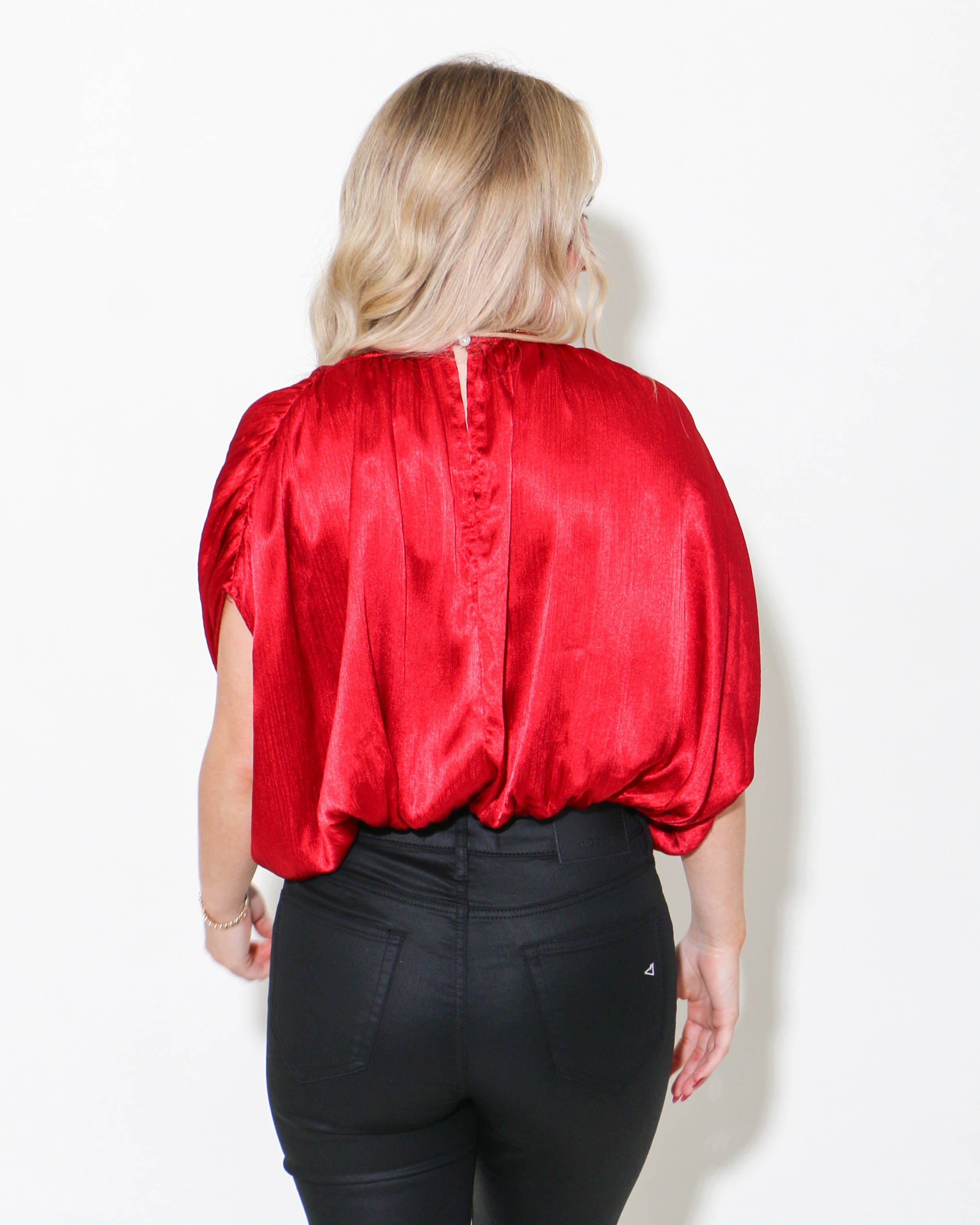 Round Neck Bubble Hem Top in Ruby