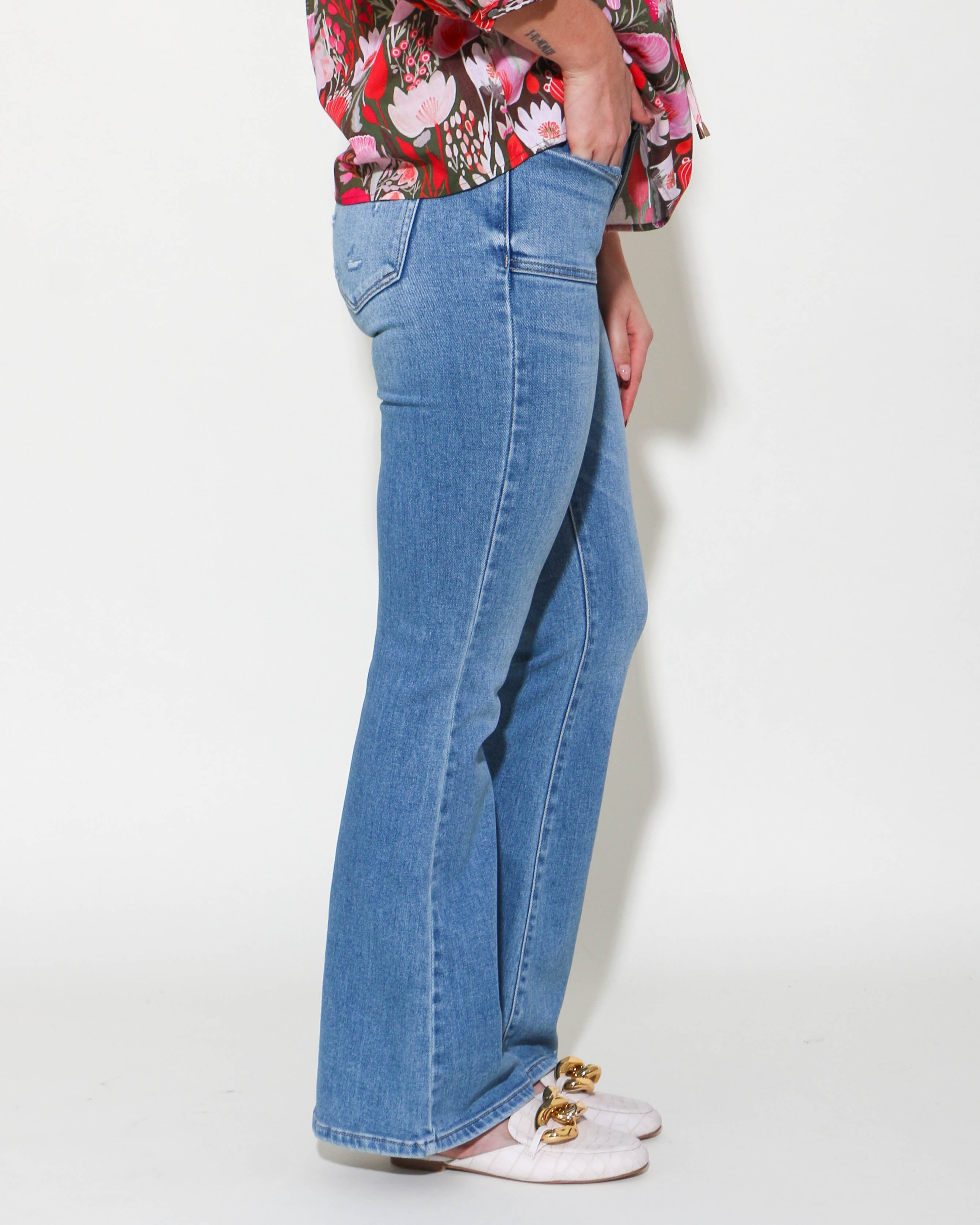 Happi Flare Mid Rise Jeans Medium Light