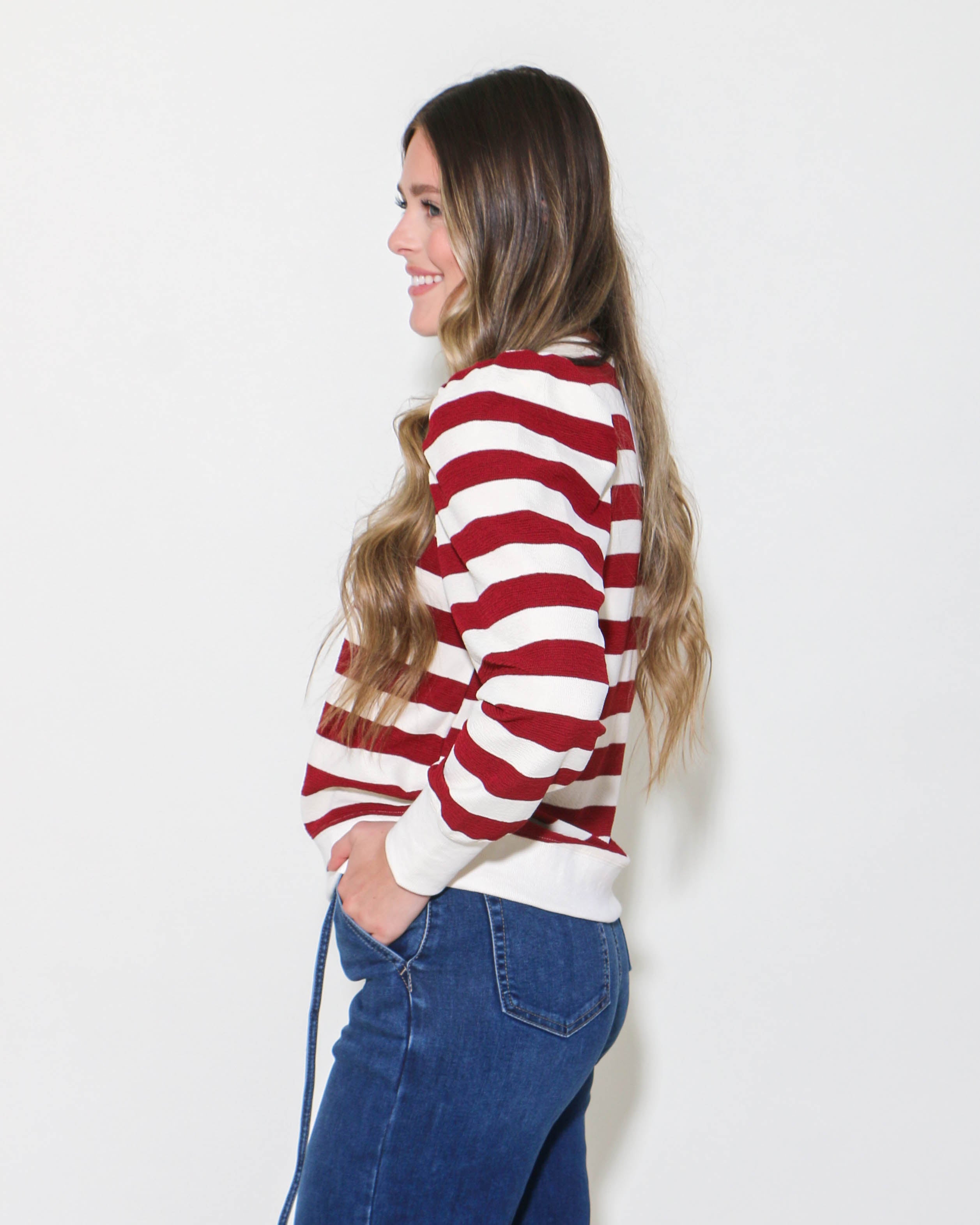 Striped Print Sweatshirt Top in Burgundy