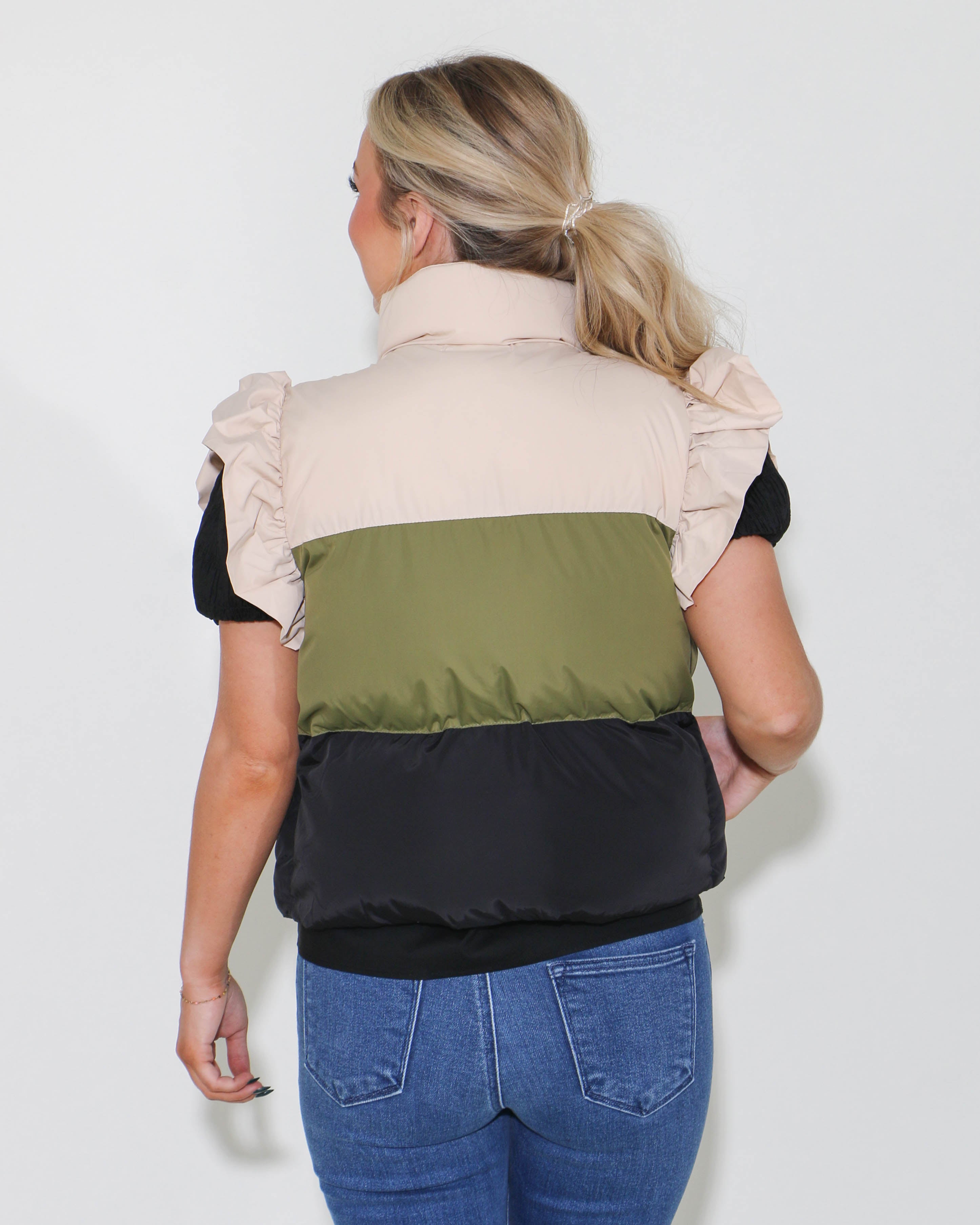 Color Block Ruffle Trim Puffer Vest in Olive