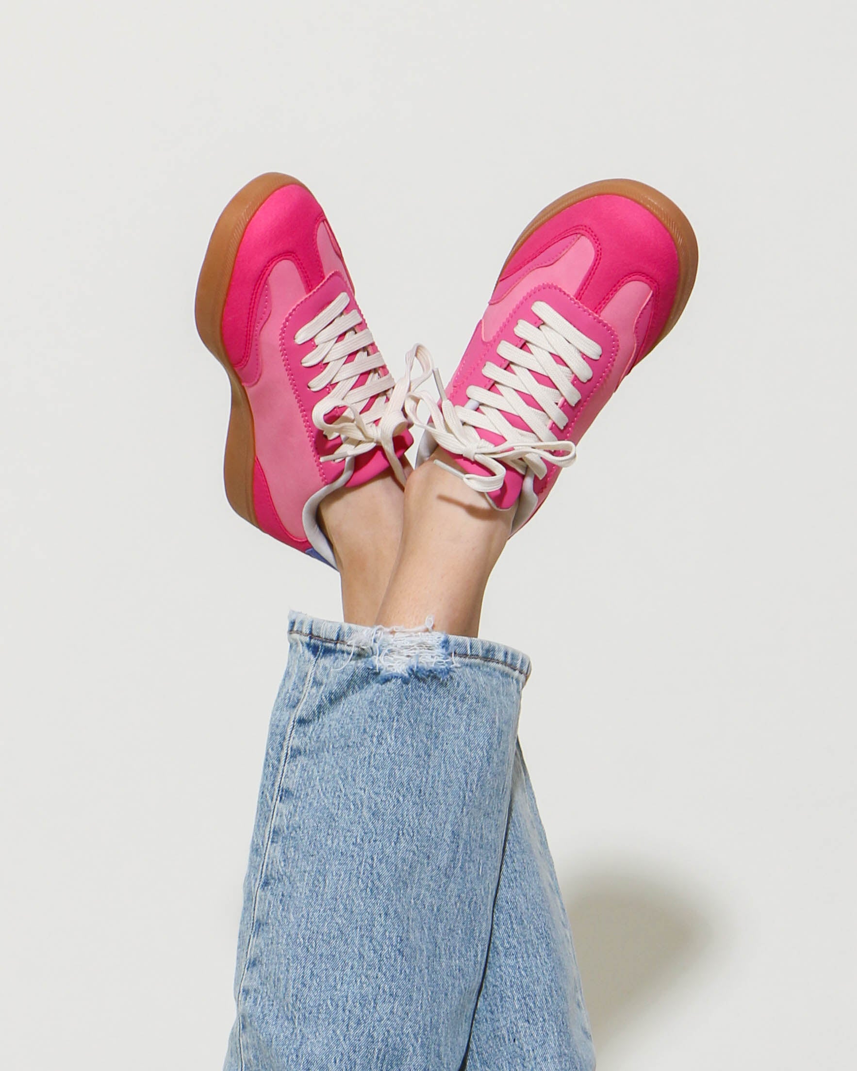 Pretty Girl Sneaker in Pink