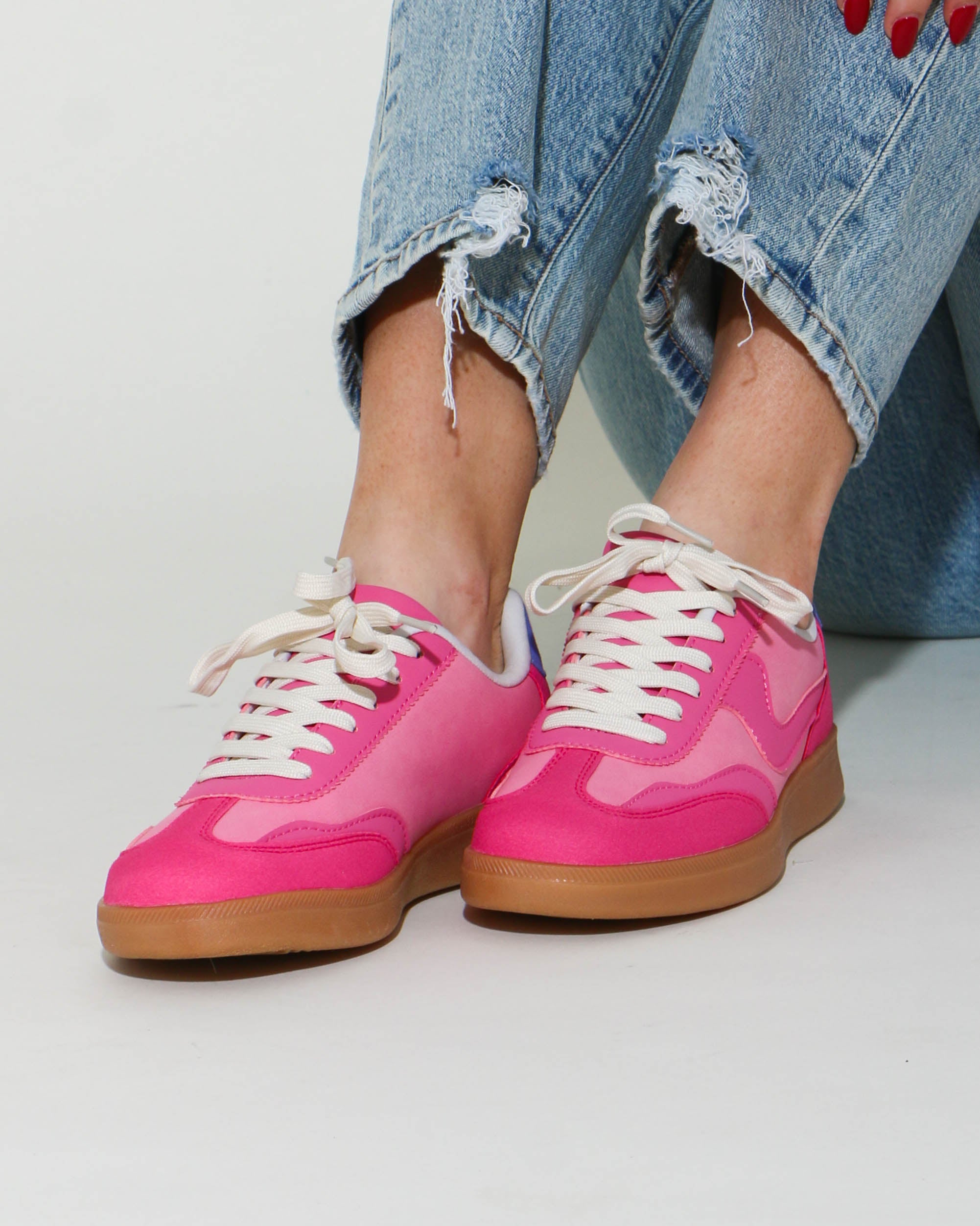 Pretty Girl Sneaker in Pink