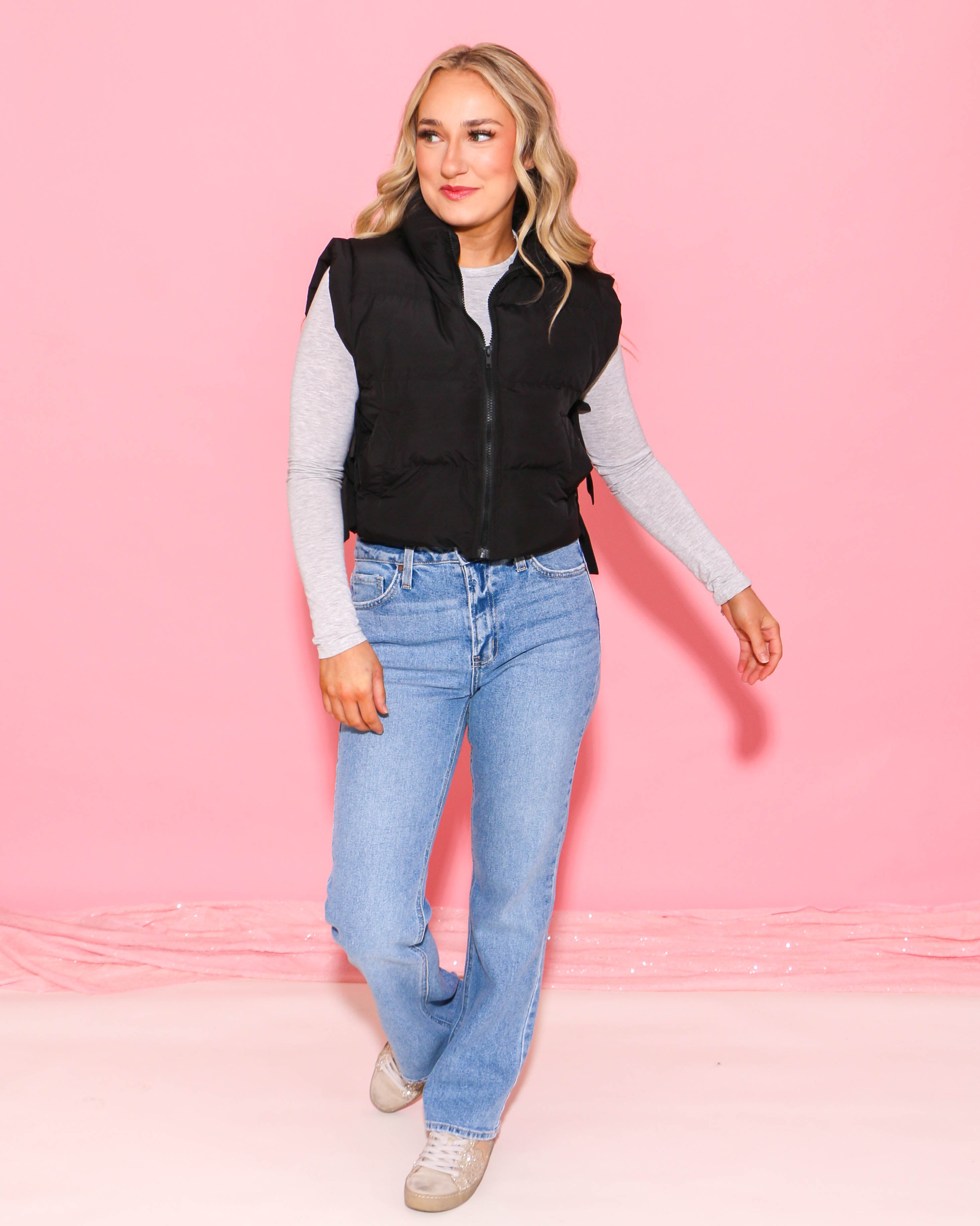 Side Bow Tie Front Zipper Crop Puffer Vest in Black