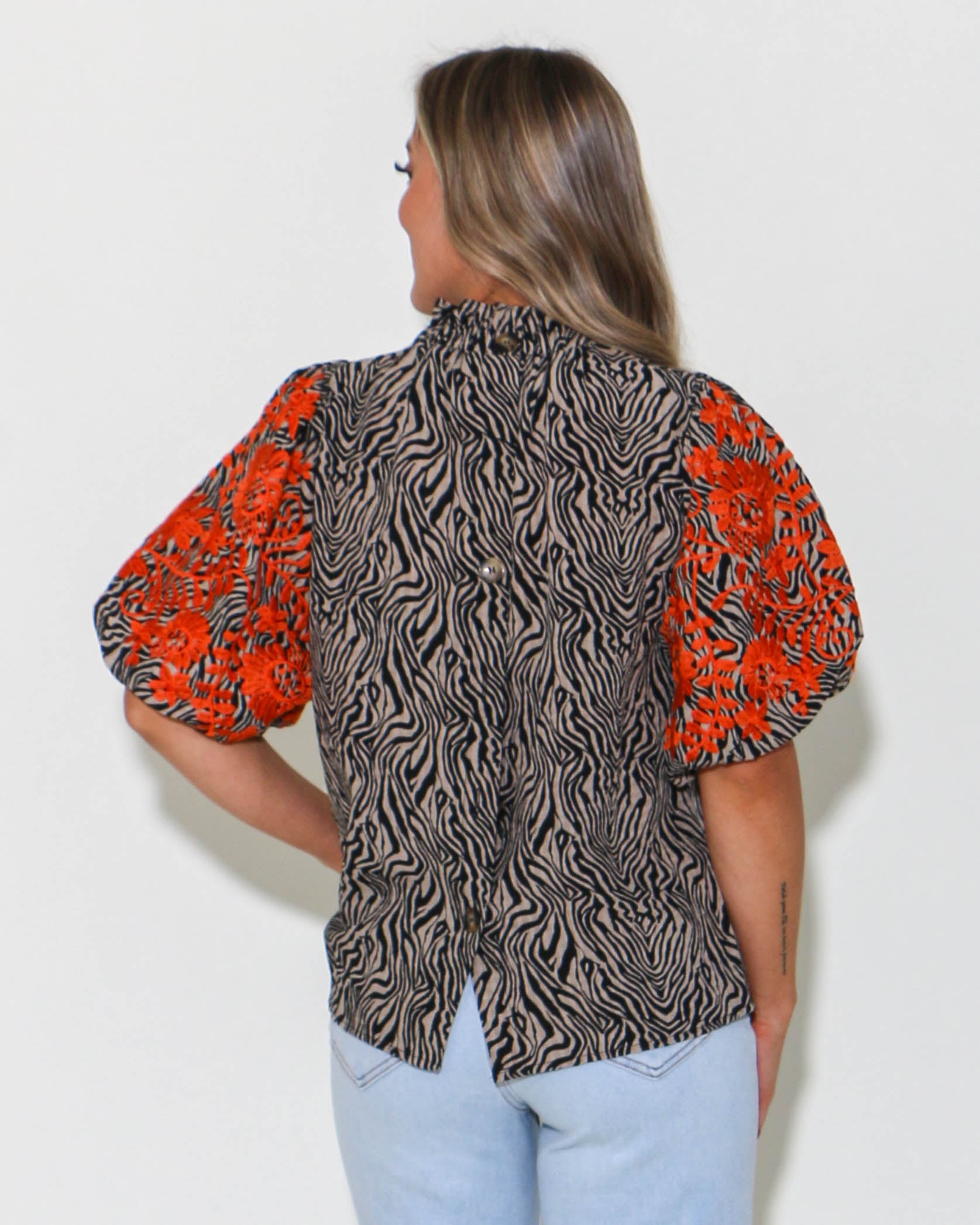 THML Embroidered Puff Sleeve Print Top in Taupe