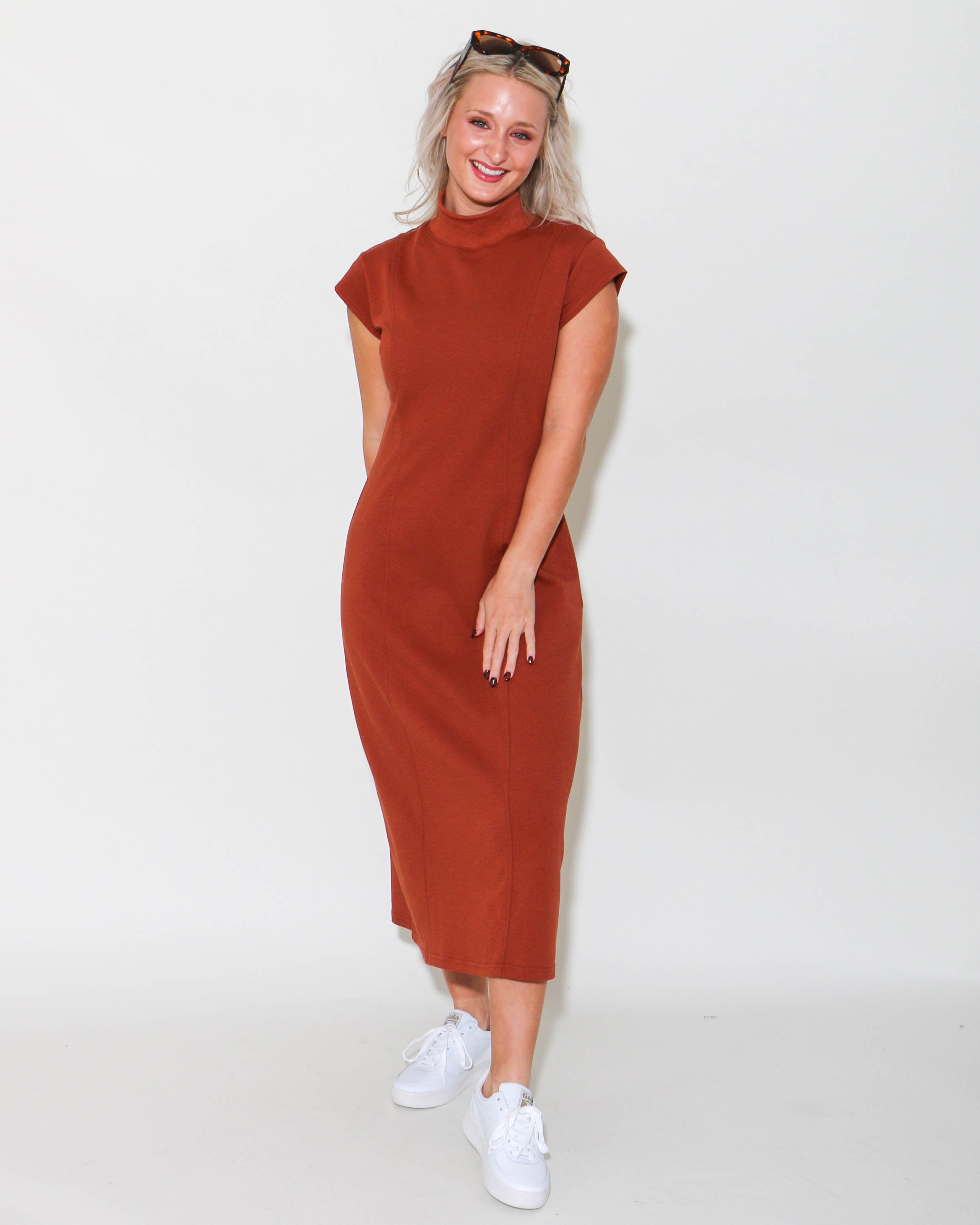 Solid Cap Sleeve Sheath Midi Dress in Chestnut