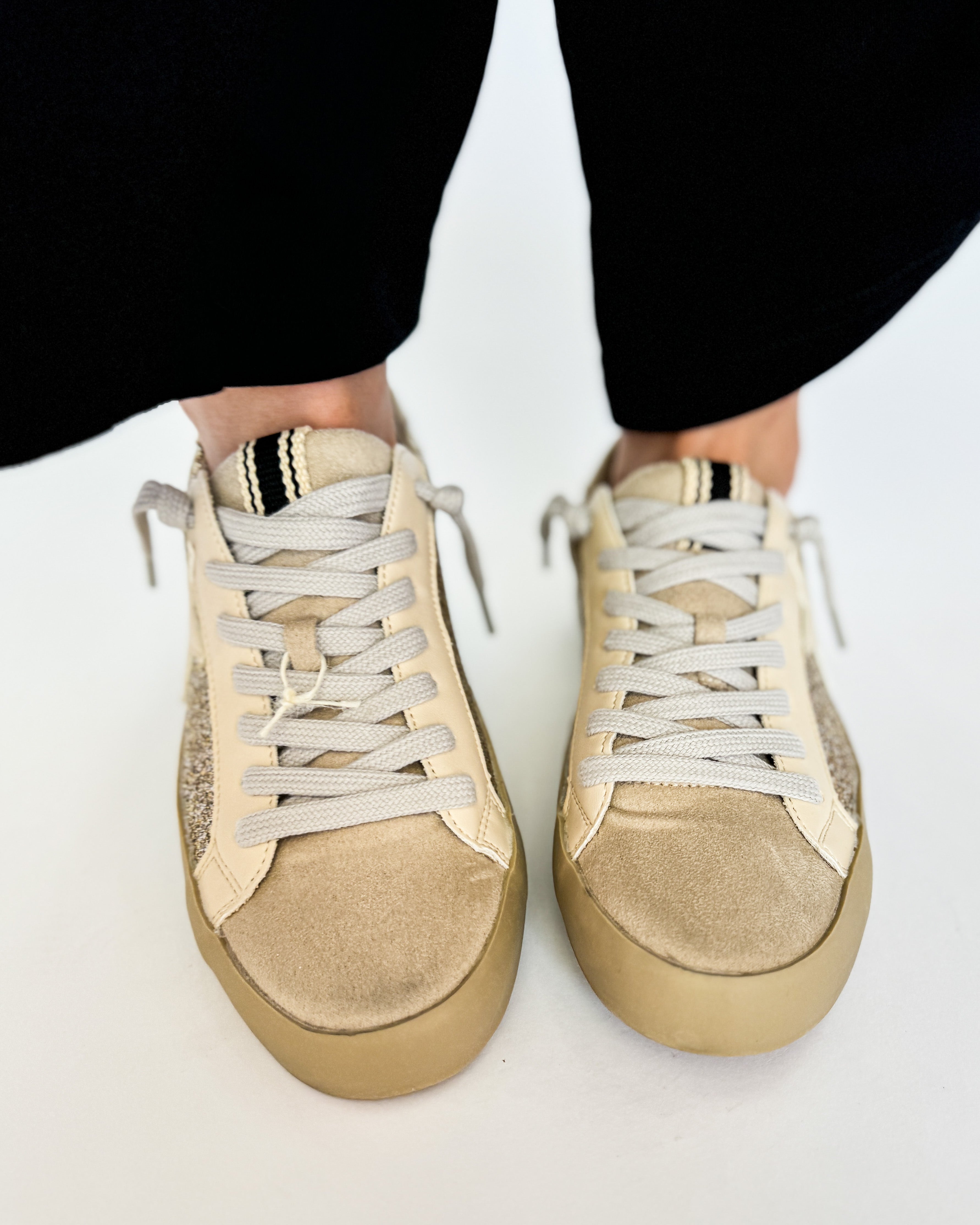 Paula Sneakers in Gold Glitter