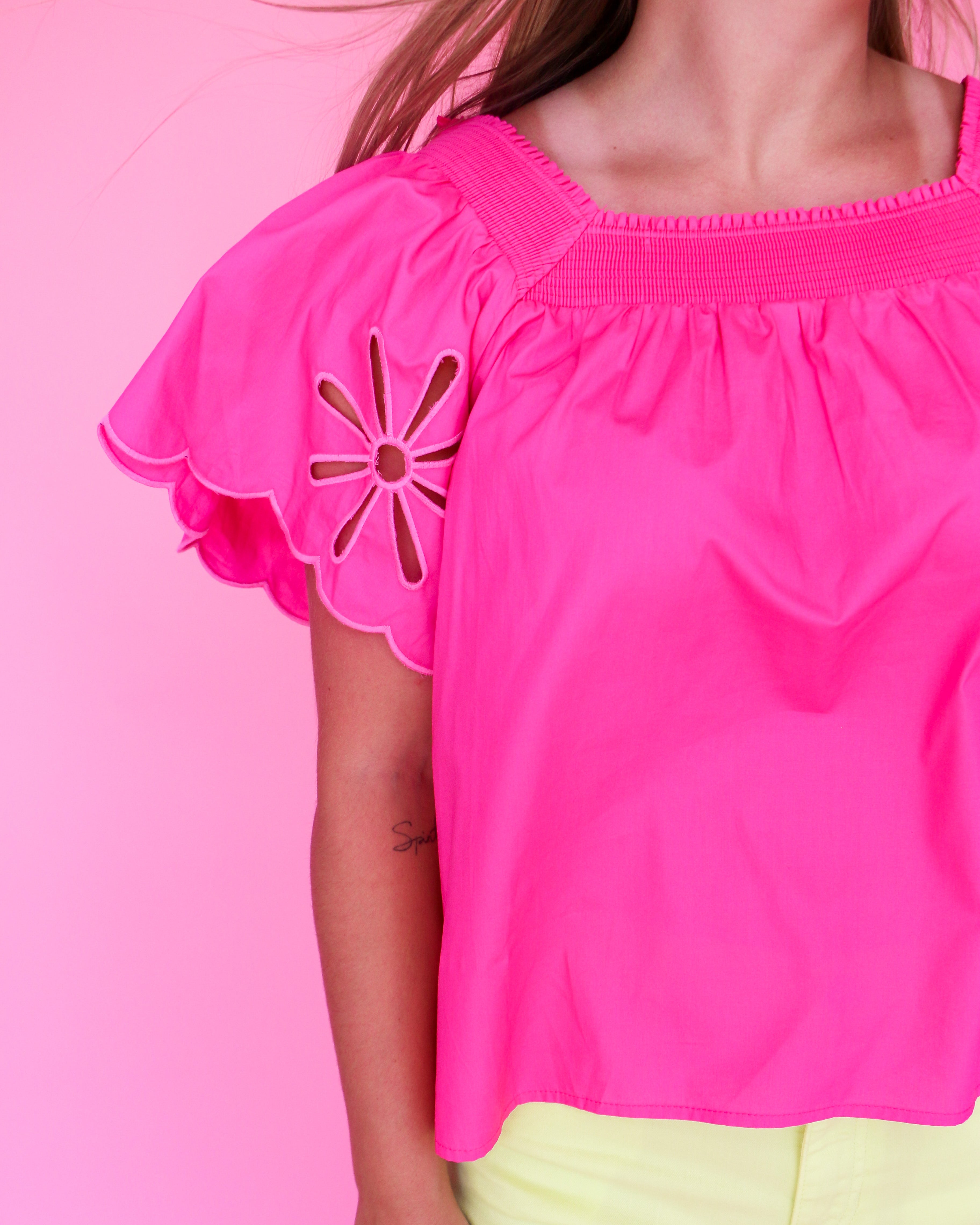 Solid Top with Flower Holes in Pink