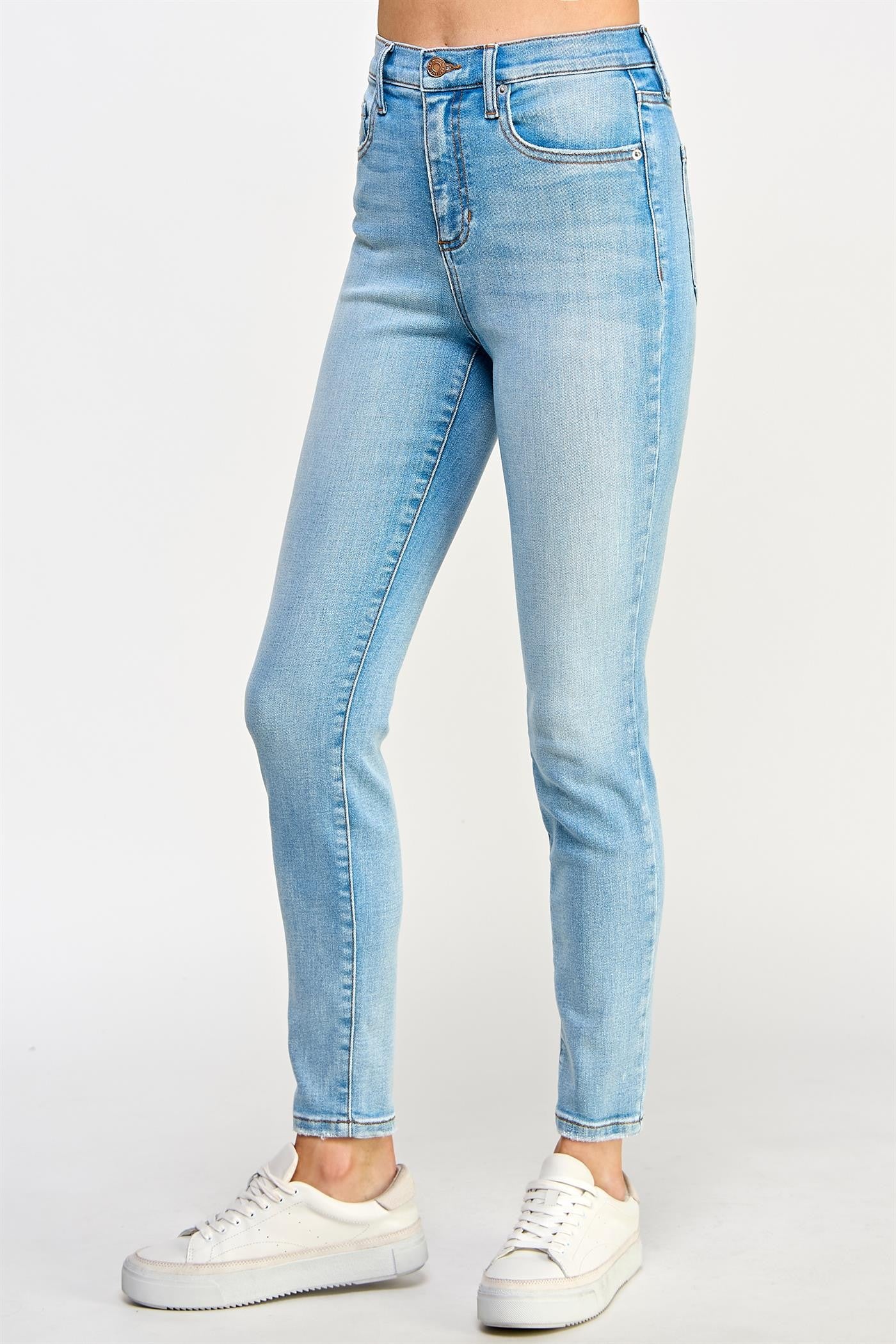 High Rise Skinny Light Wash Jean