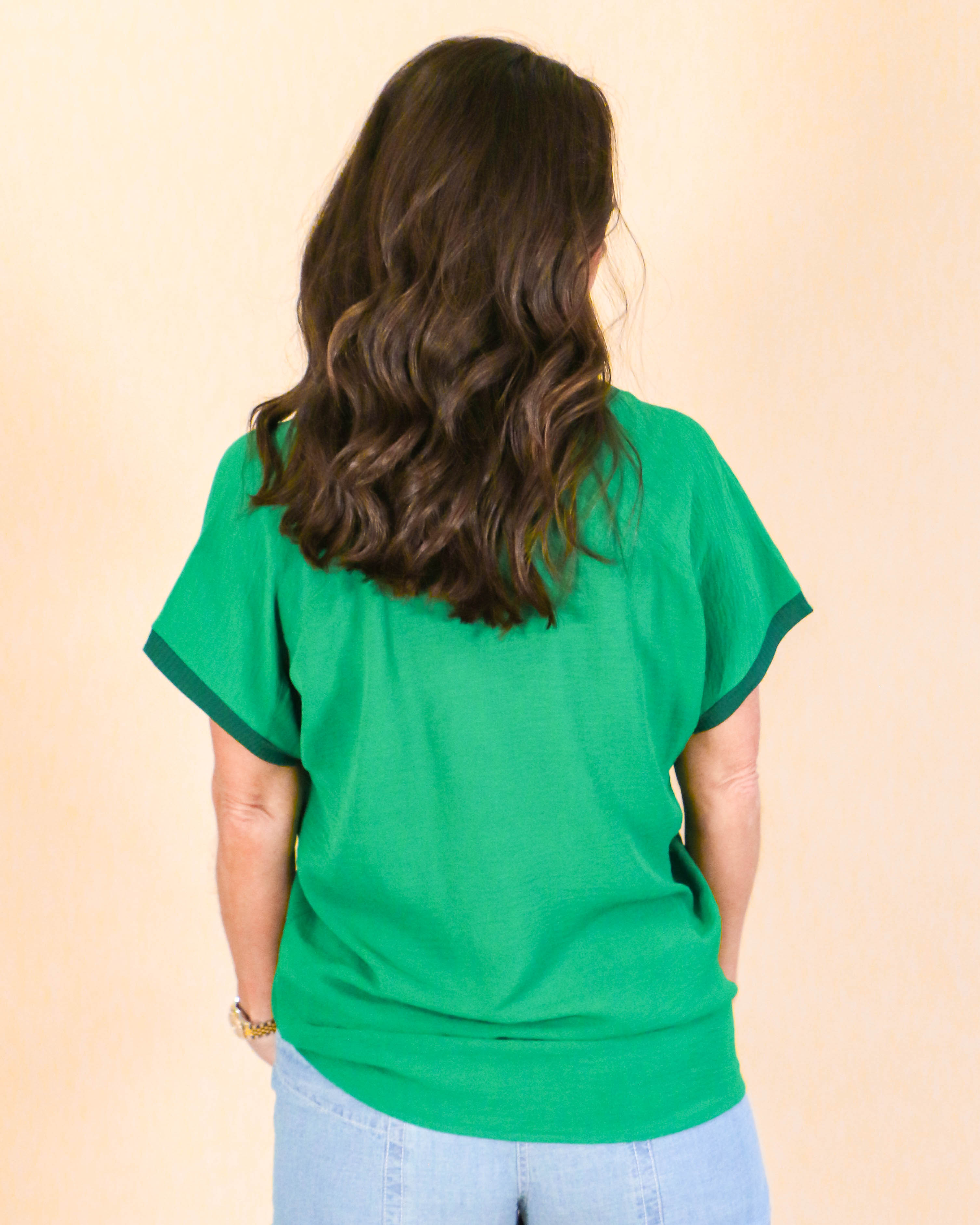 V-Neck Rib Trim Tee in Green