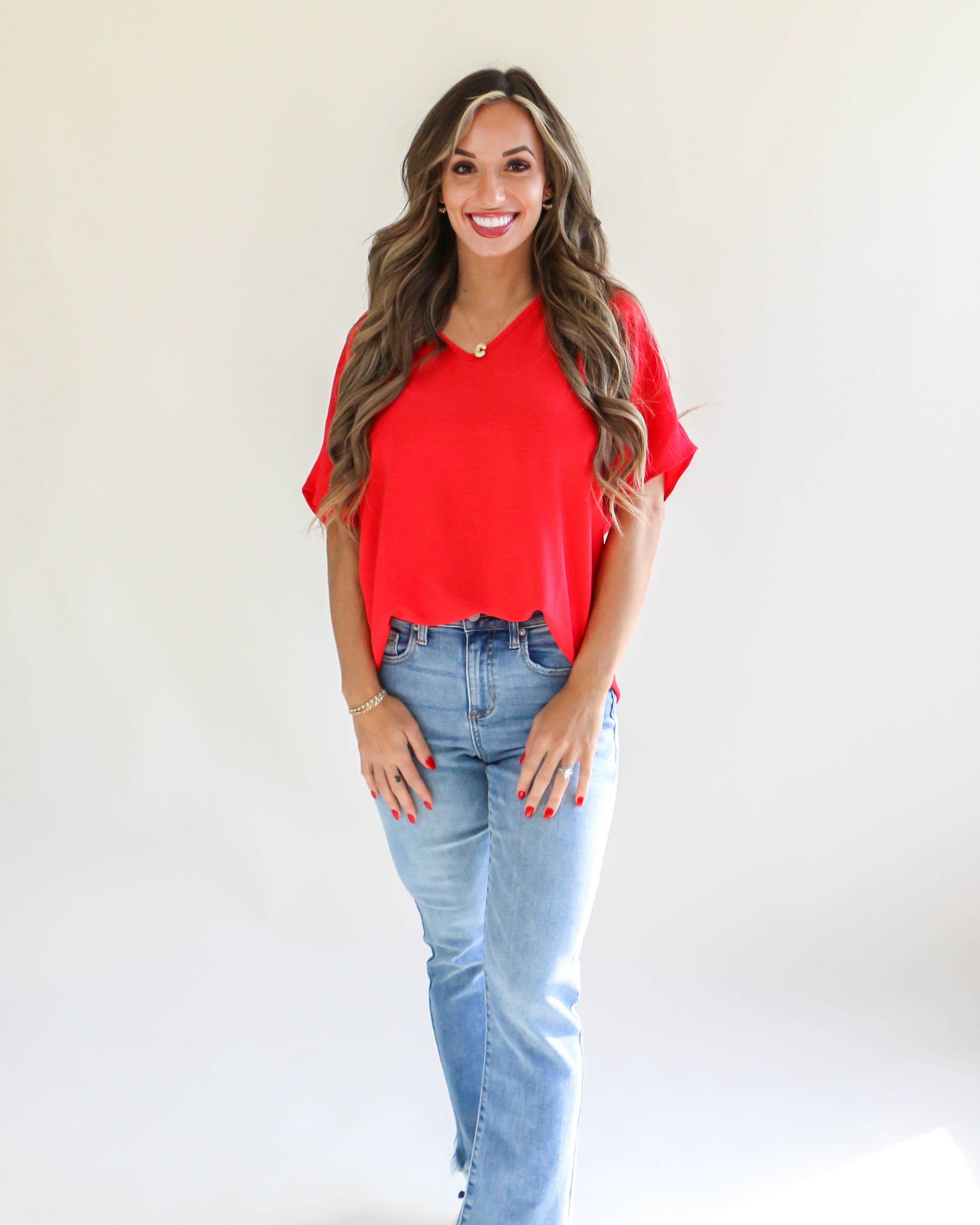 Easy Days V-Neck Top in Red