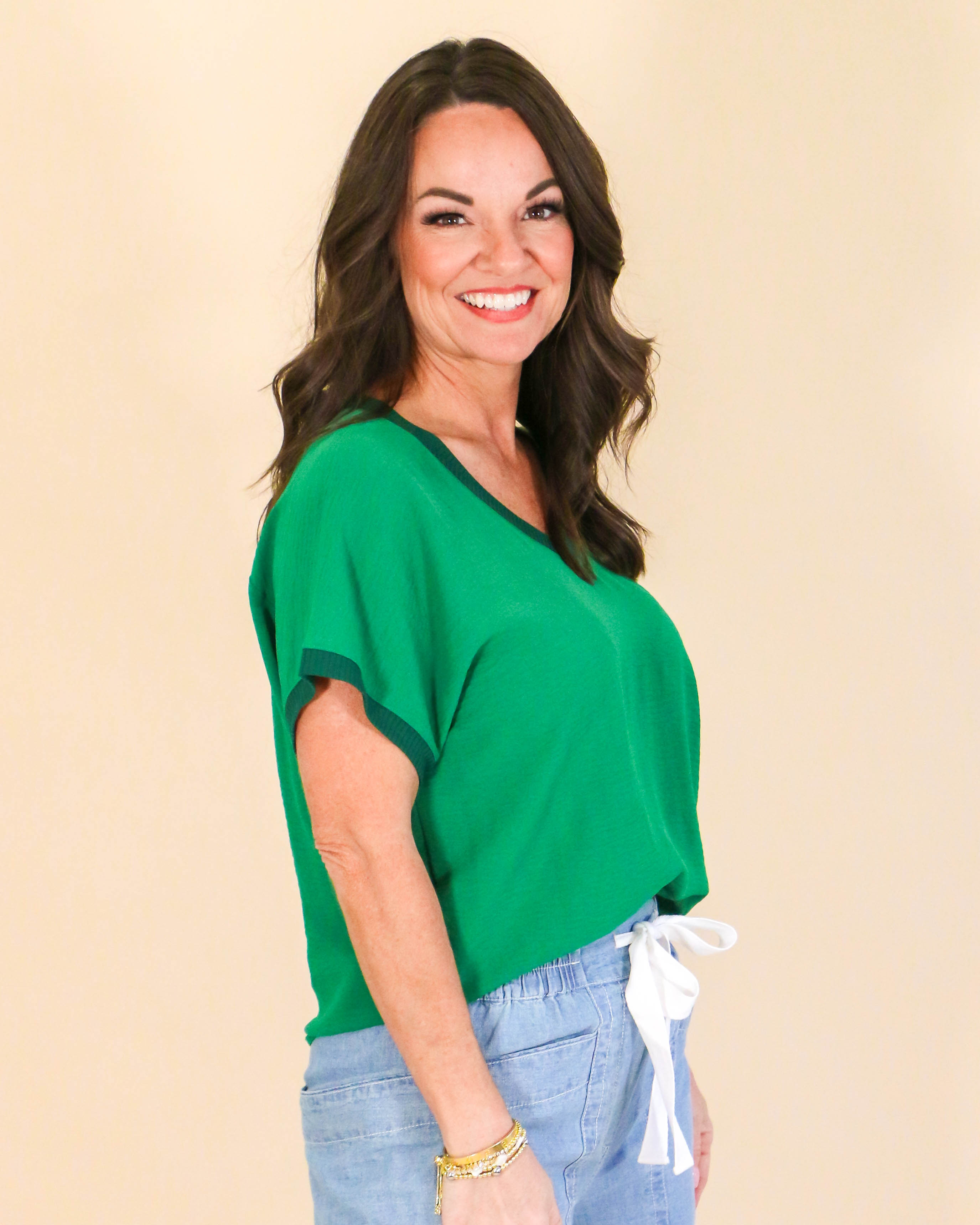 V-Neck Rib Trim Tee in Green