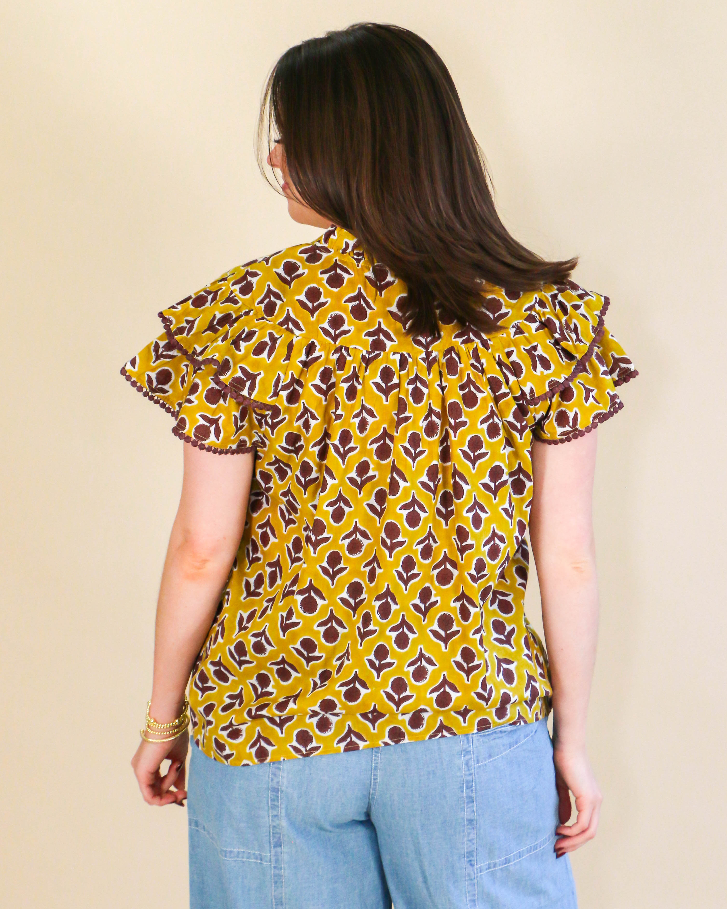 Flutter Block Top in Mustard