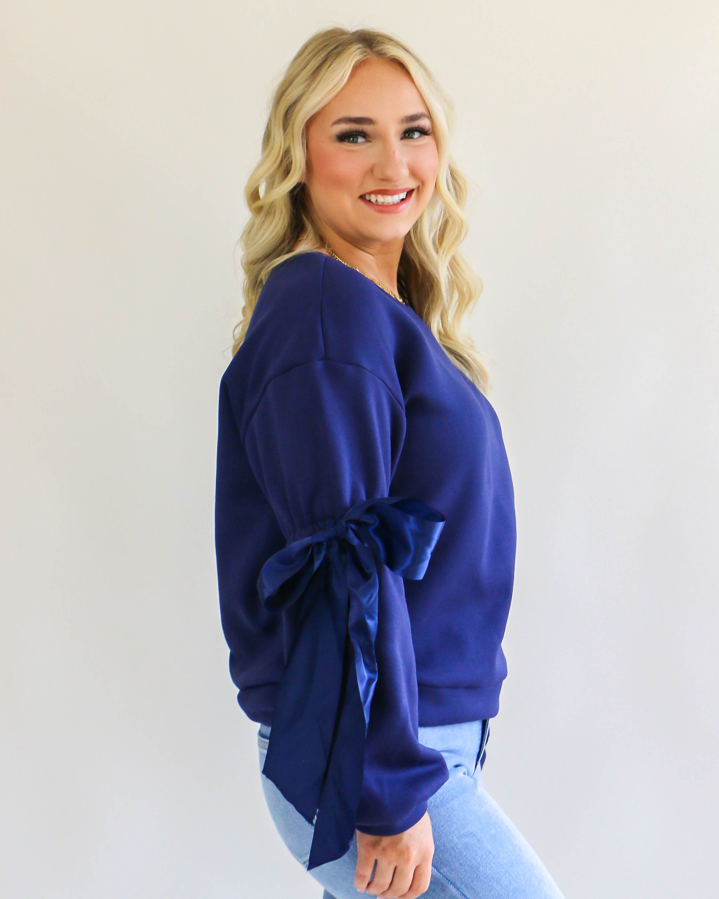 Bow Detail Sweatshirt in Navy