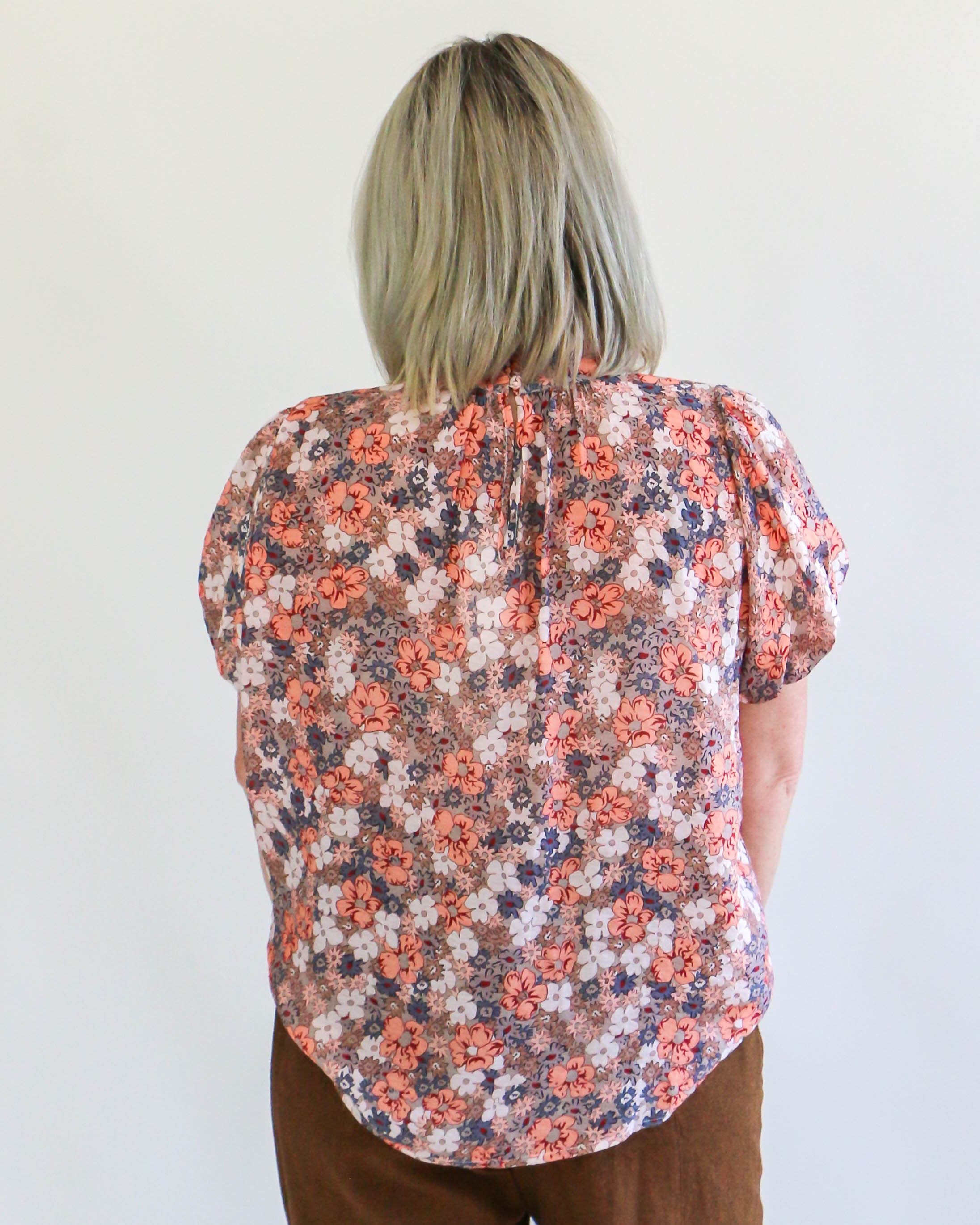 THML Short Sleeve Floral Top