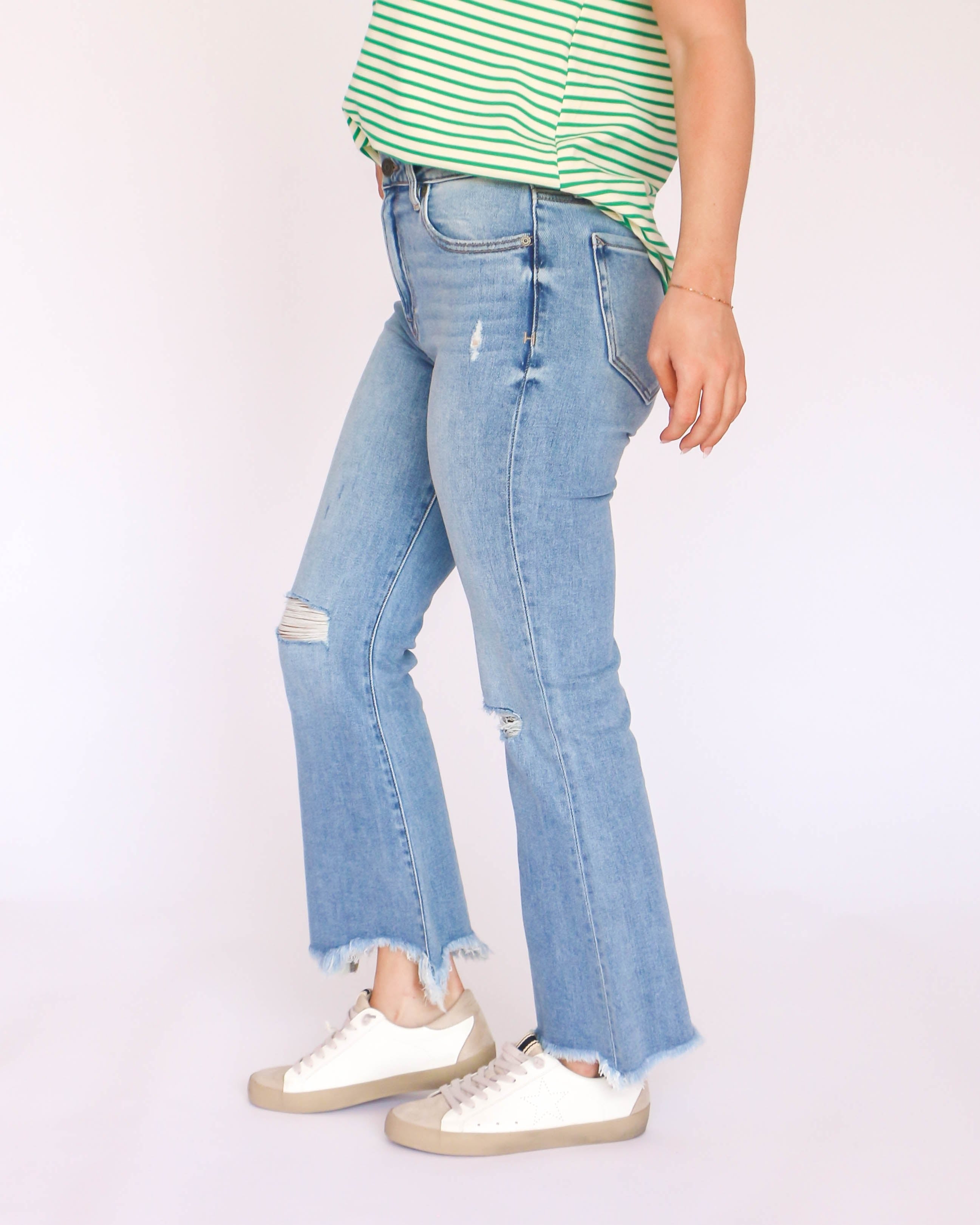 Happi High Rise Super Fray Crop Flare LT